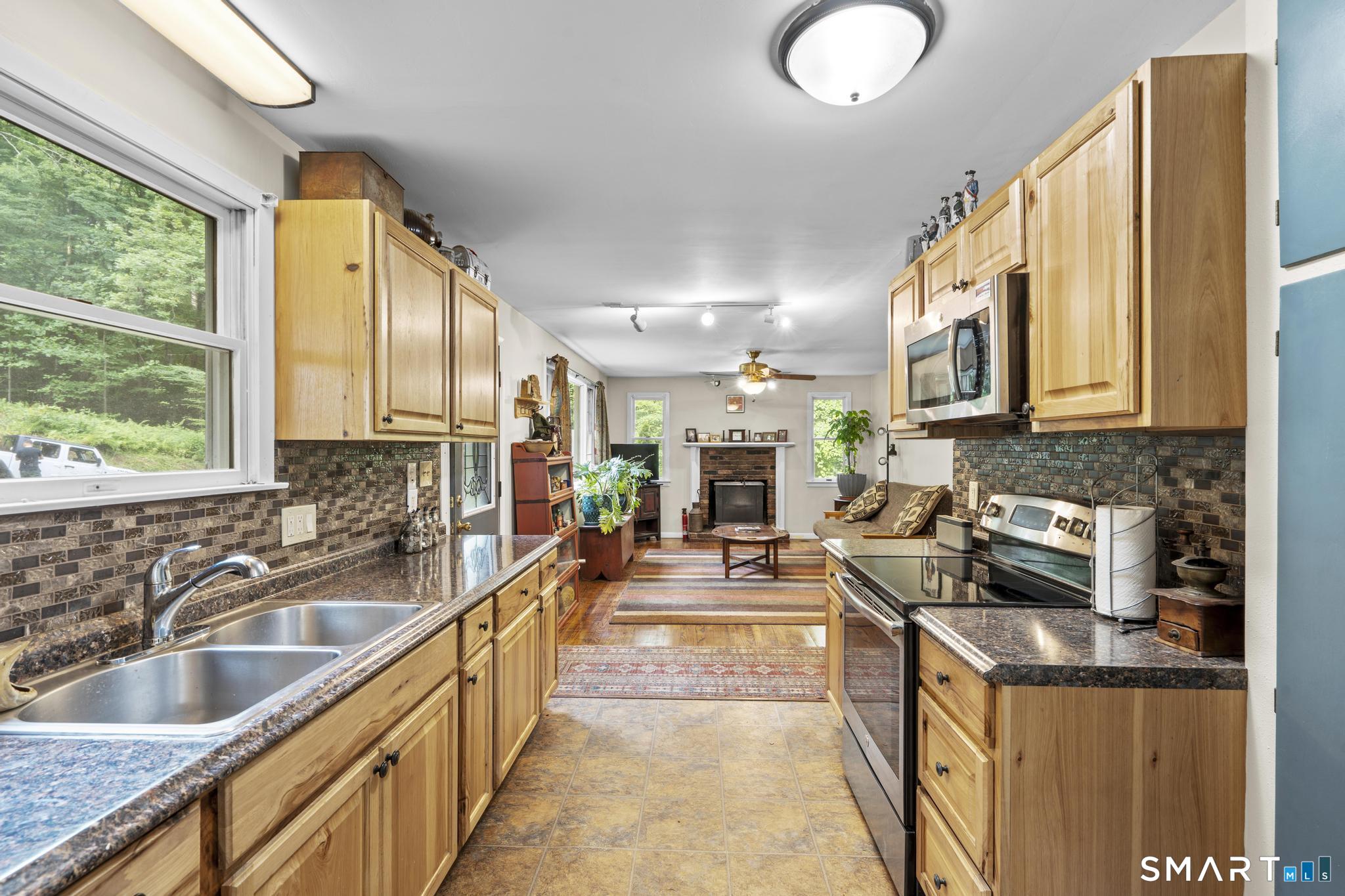 32 Fairview Avenue