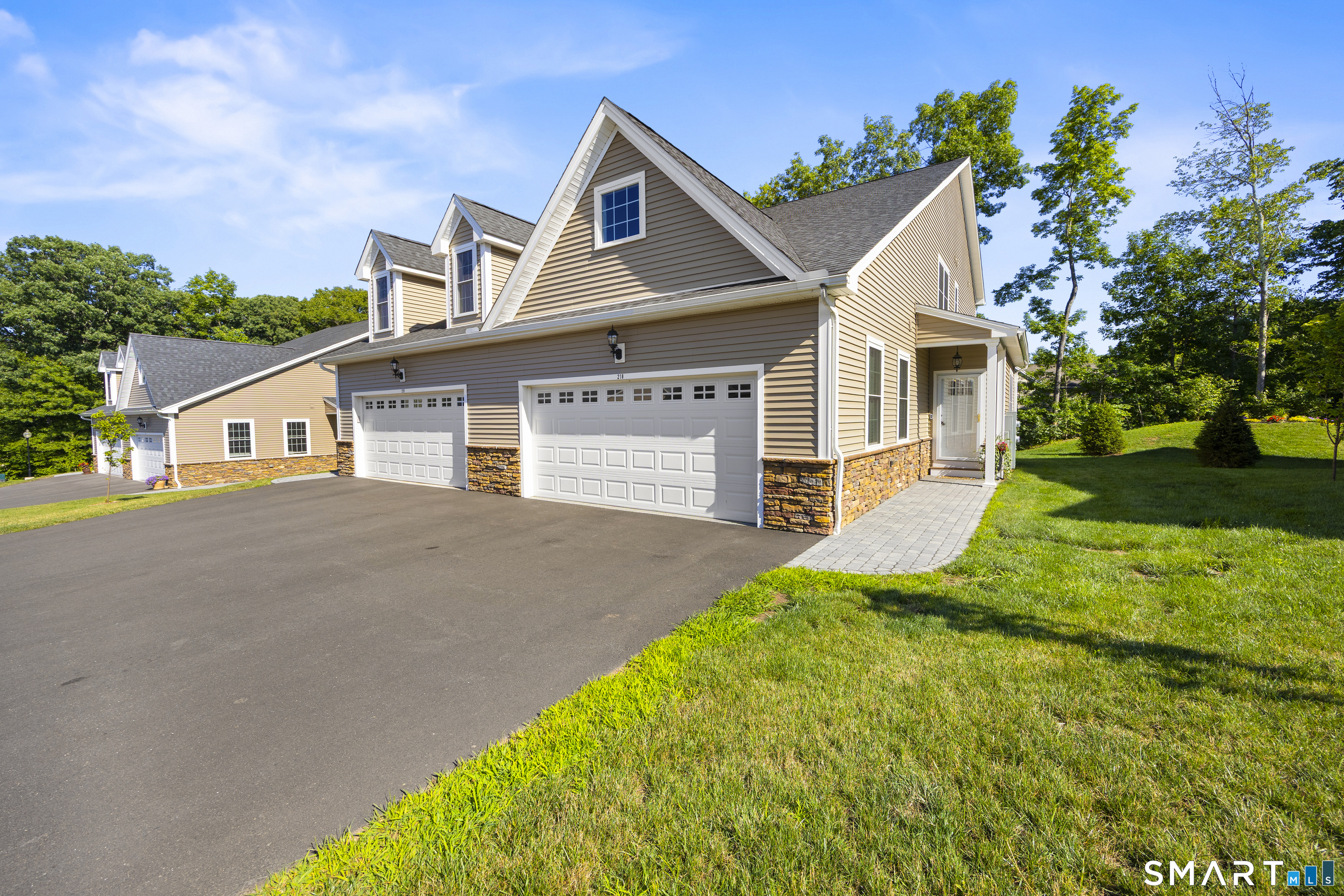 218 Boulder Court Unit: 51