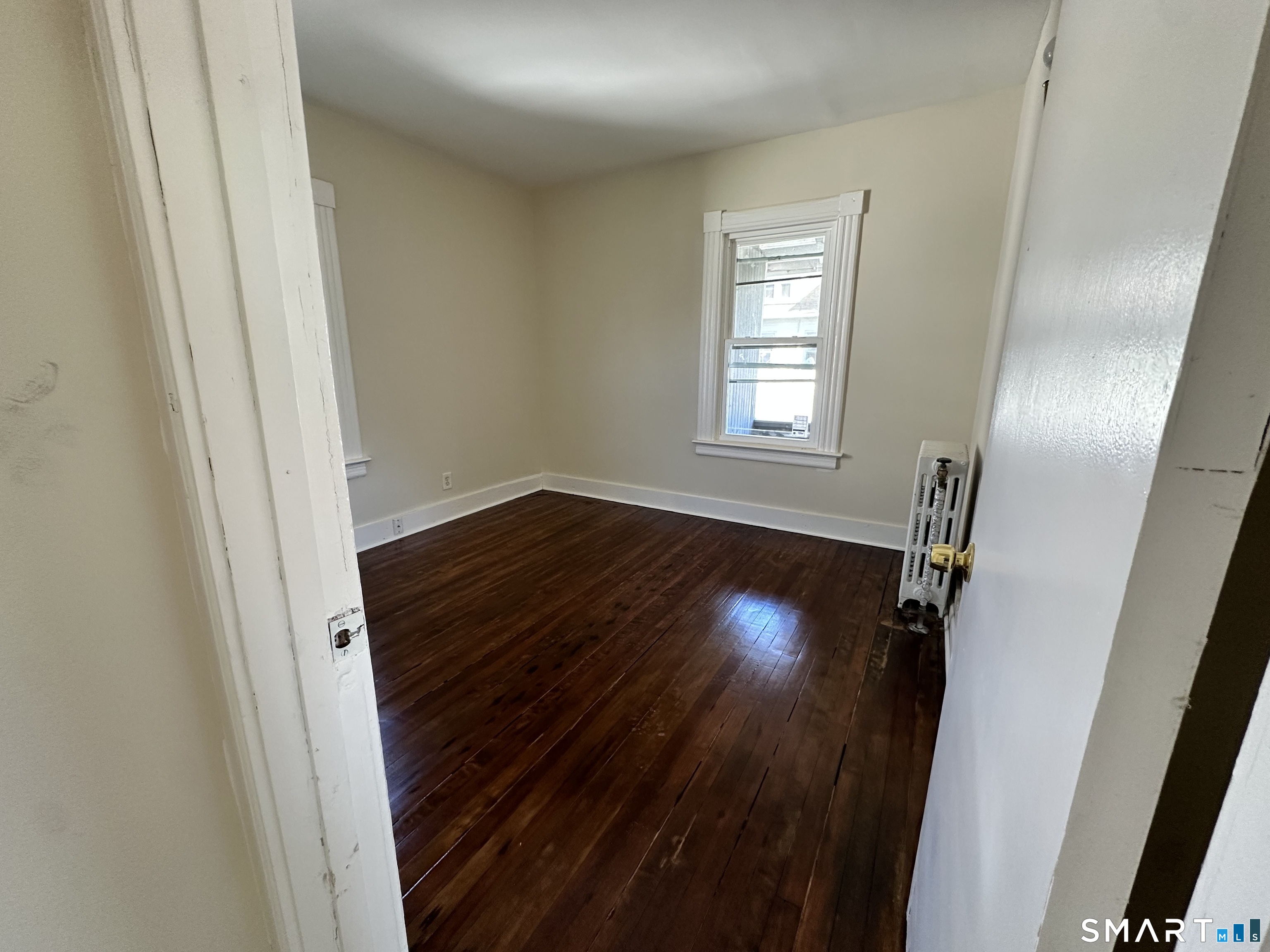 15-17 Beacon Street Unit: 2nd floor