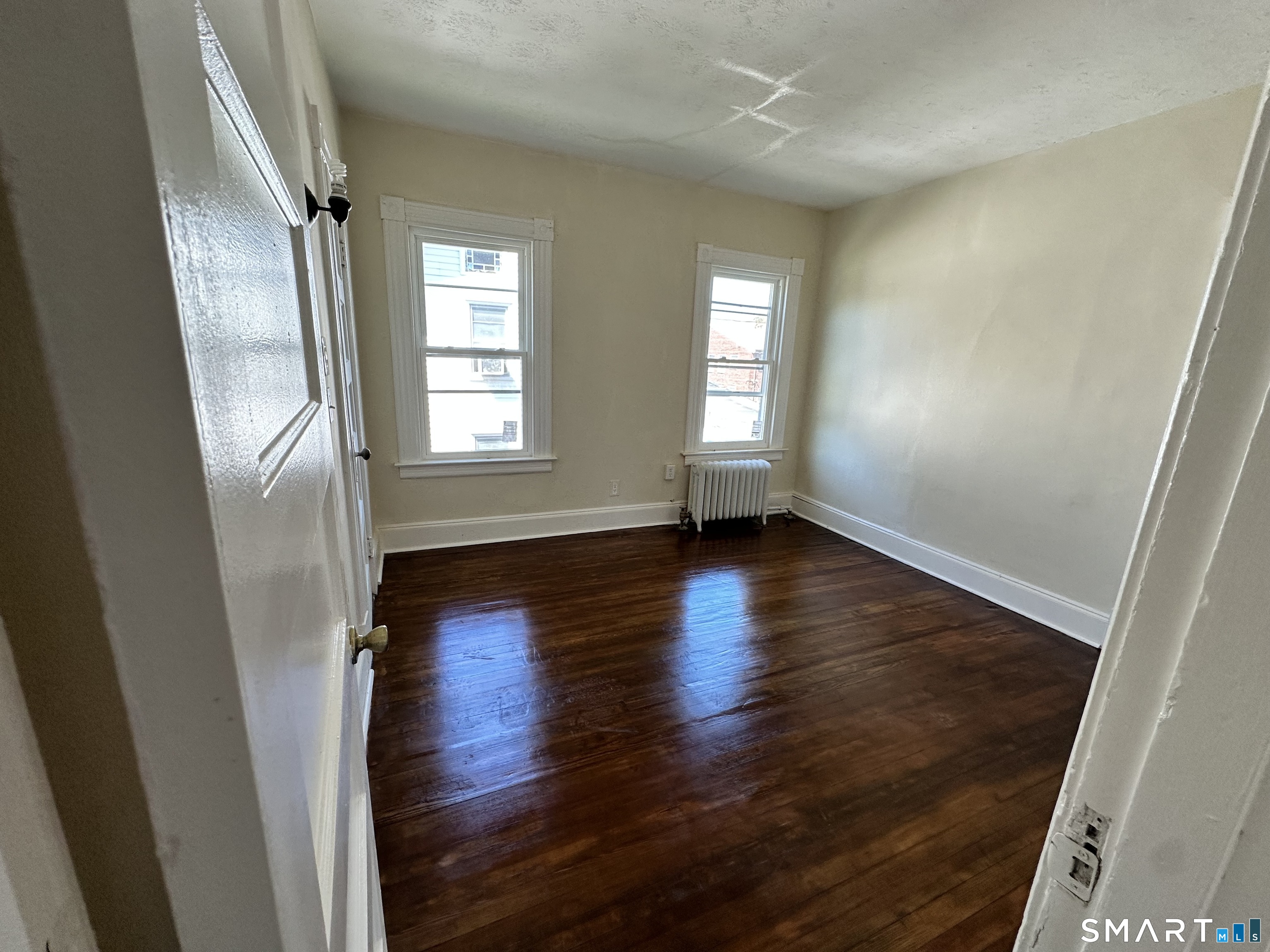 15-17 Beacon Street Unit: 2nd floor