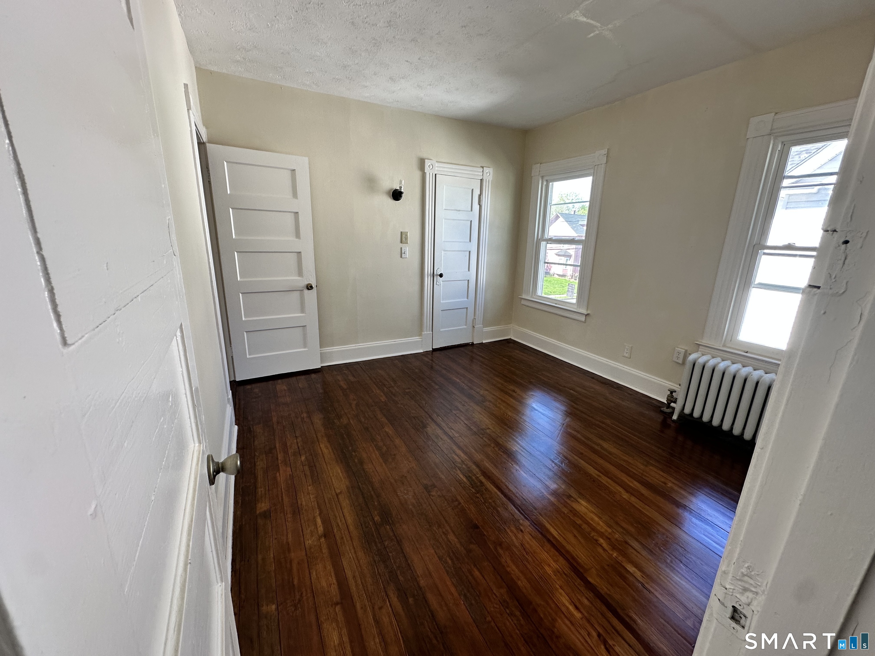 15-17 Beacon Street Unit: 2nd floor