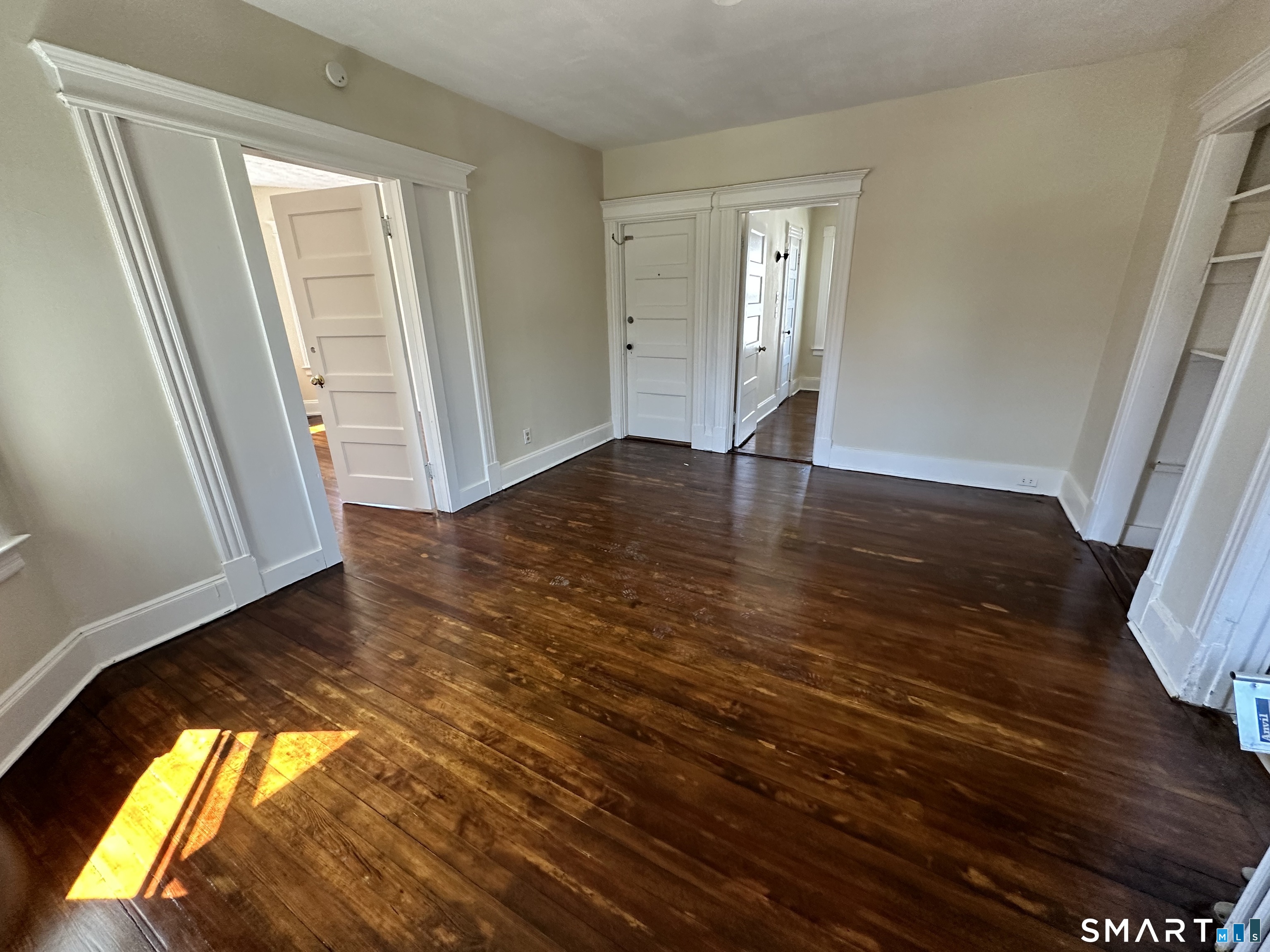 15-17 Beacon Street Unit: 2nd floor