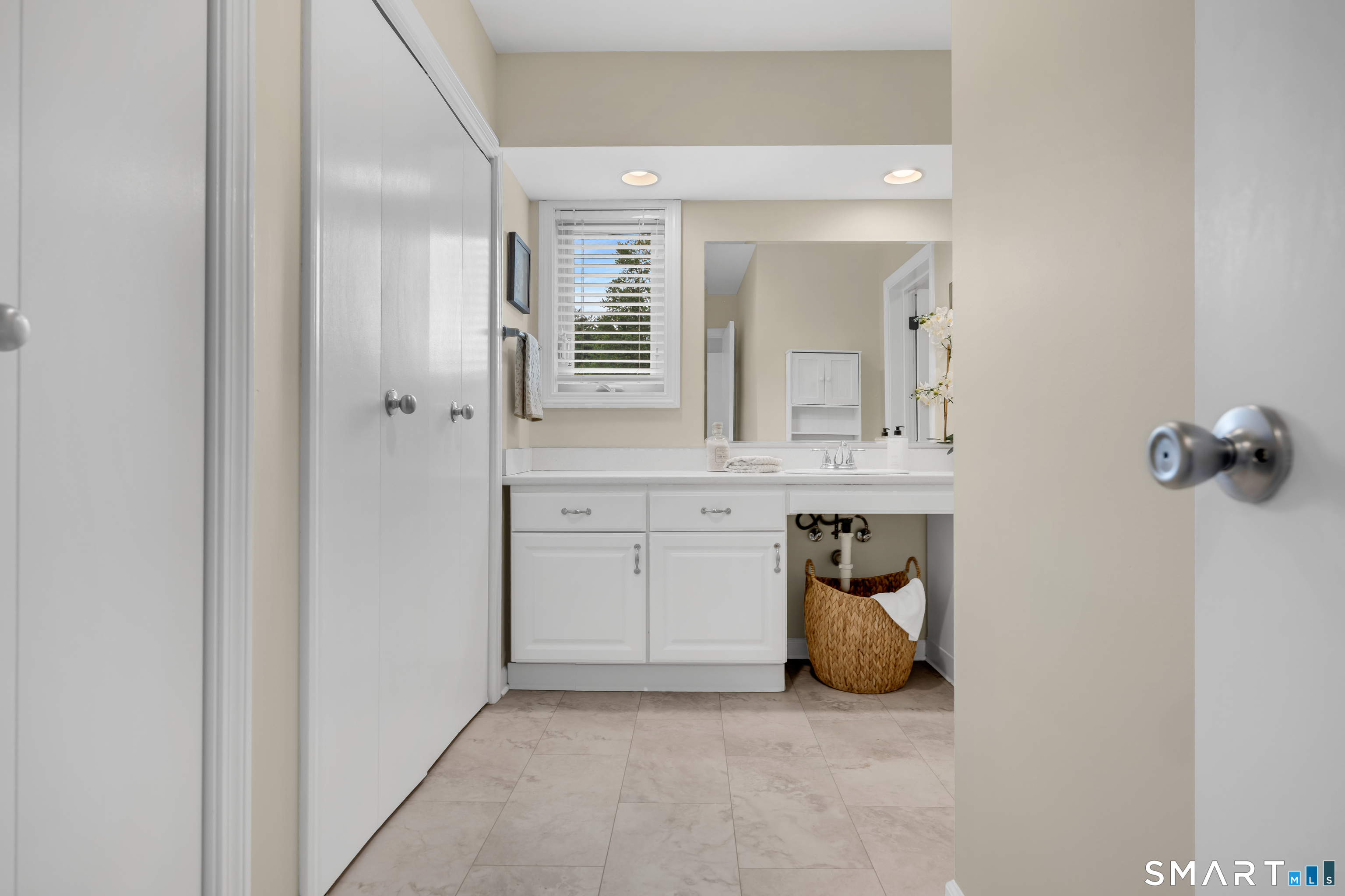 4 Carriage Drive Unit: 4