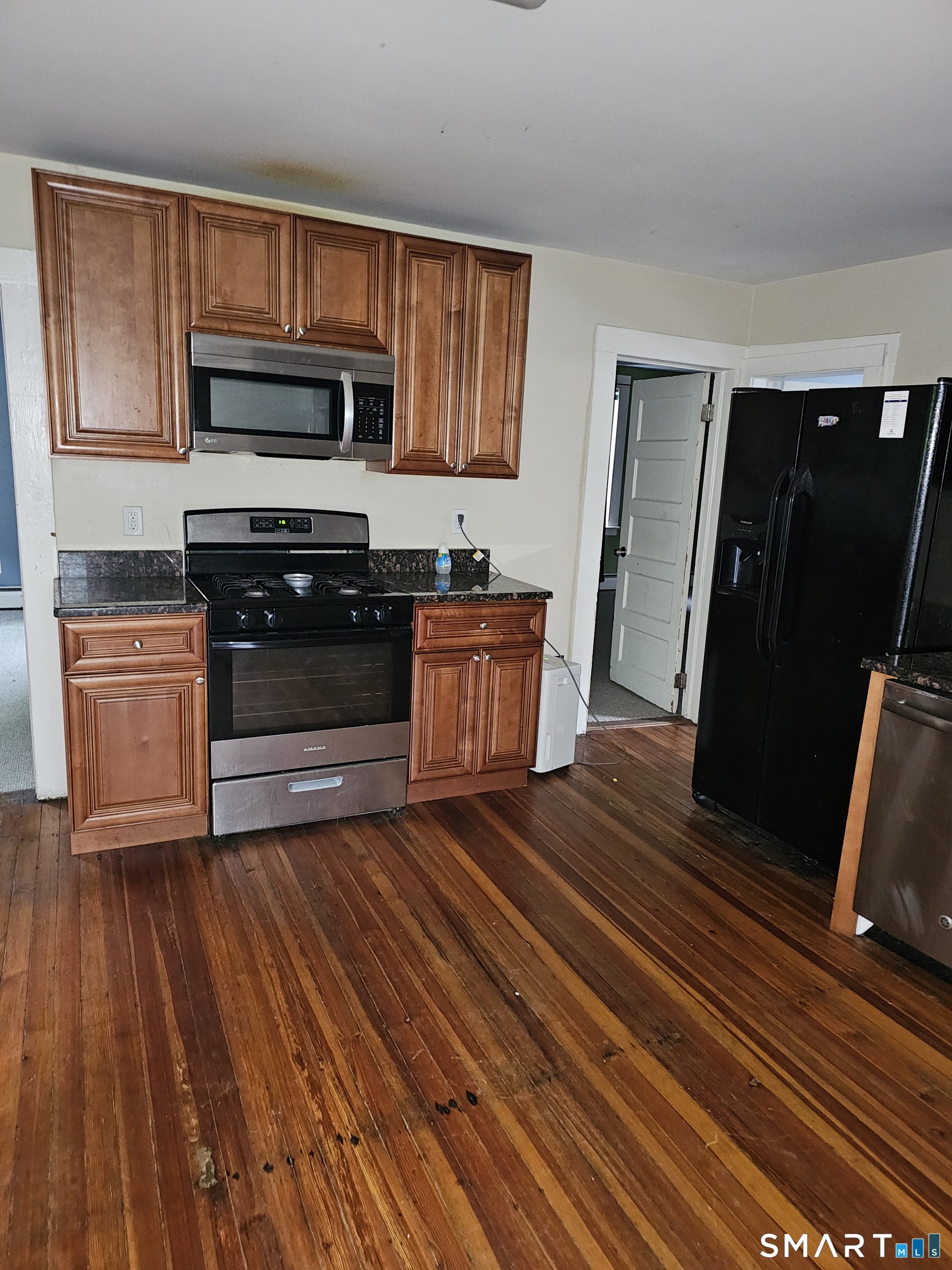 222 Clark Street Unit: 1st Floor