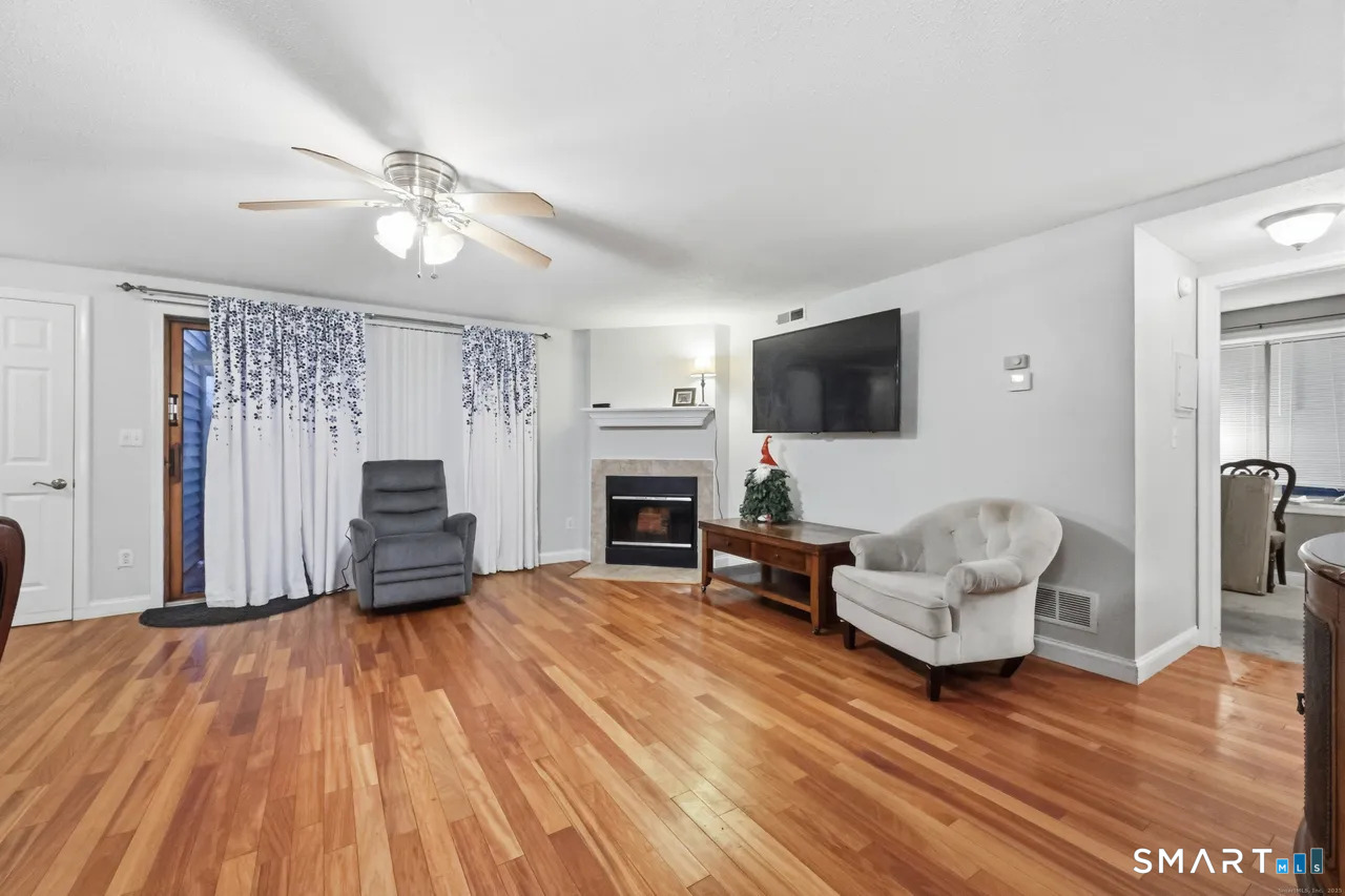 46 Little Oak Lane Unit: 46
