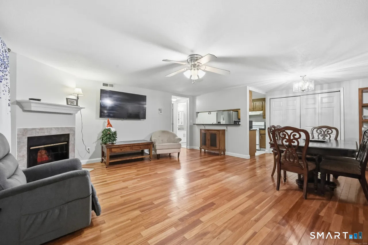 46 Little Oak Lane Unit: 46