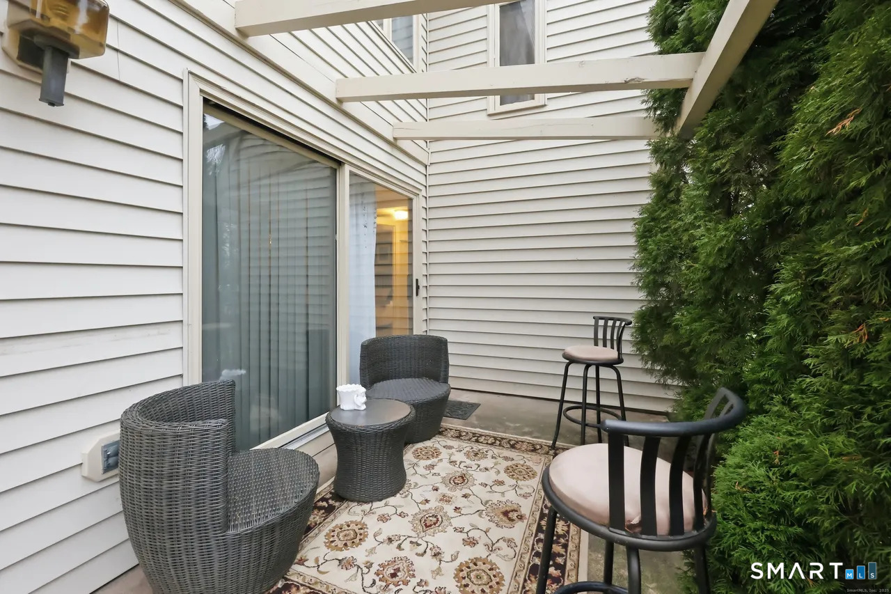 46 Little Oak Lane Unit: 46