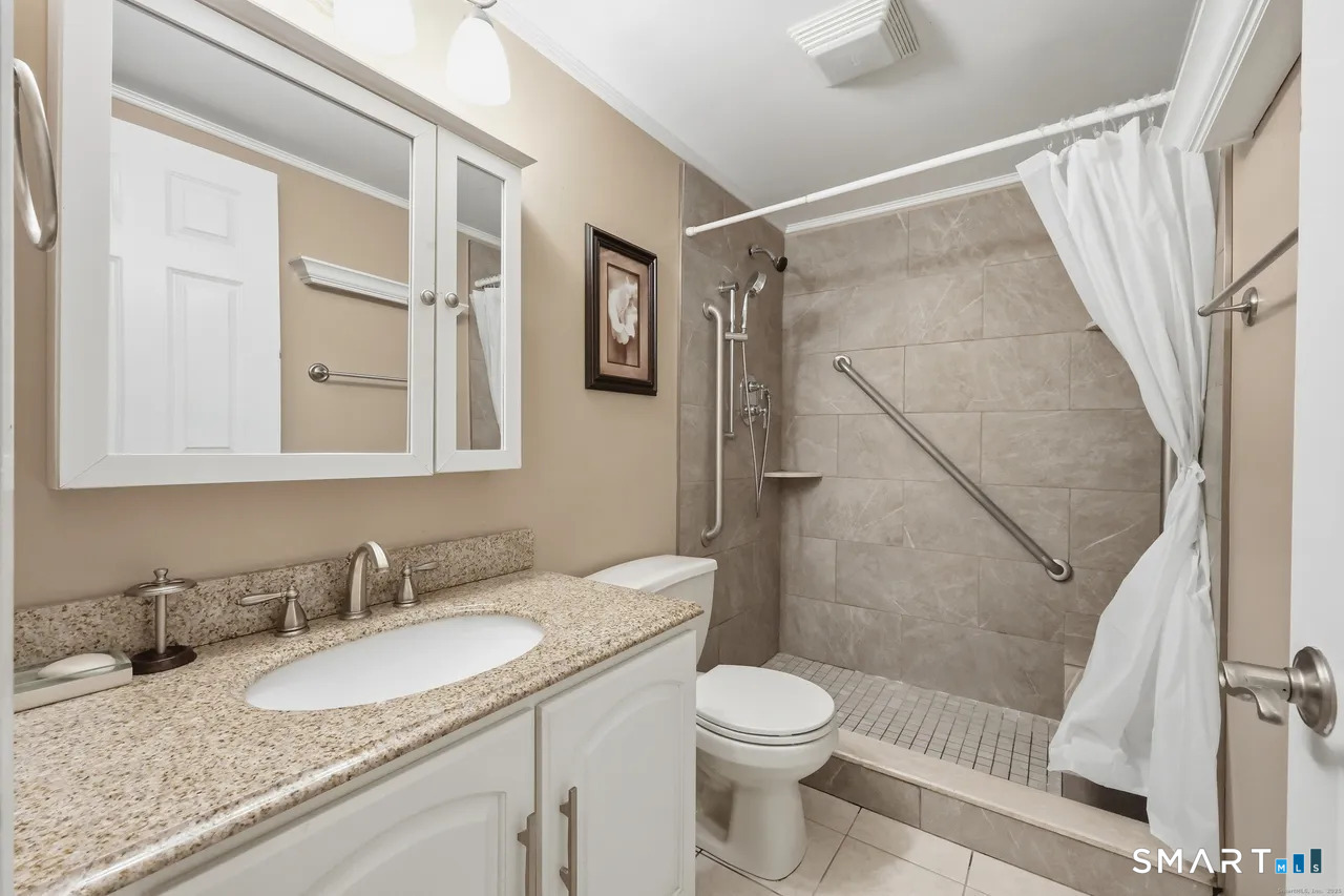 46 Little Oak Lane Unit: 46