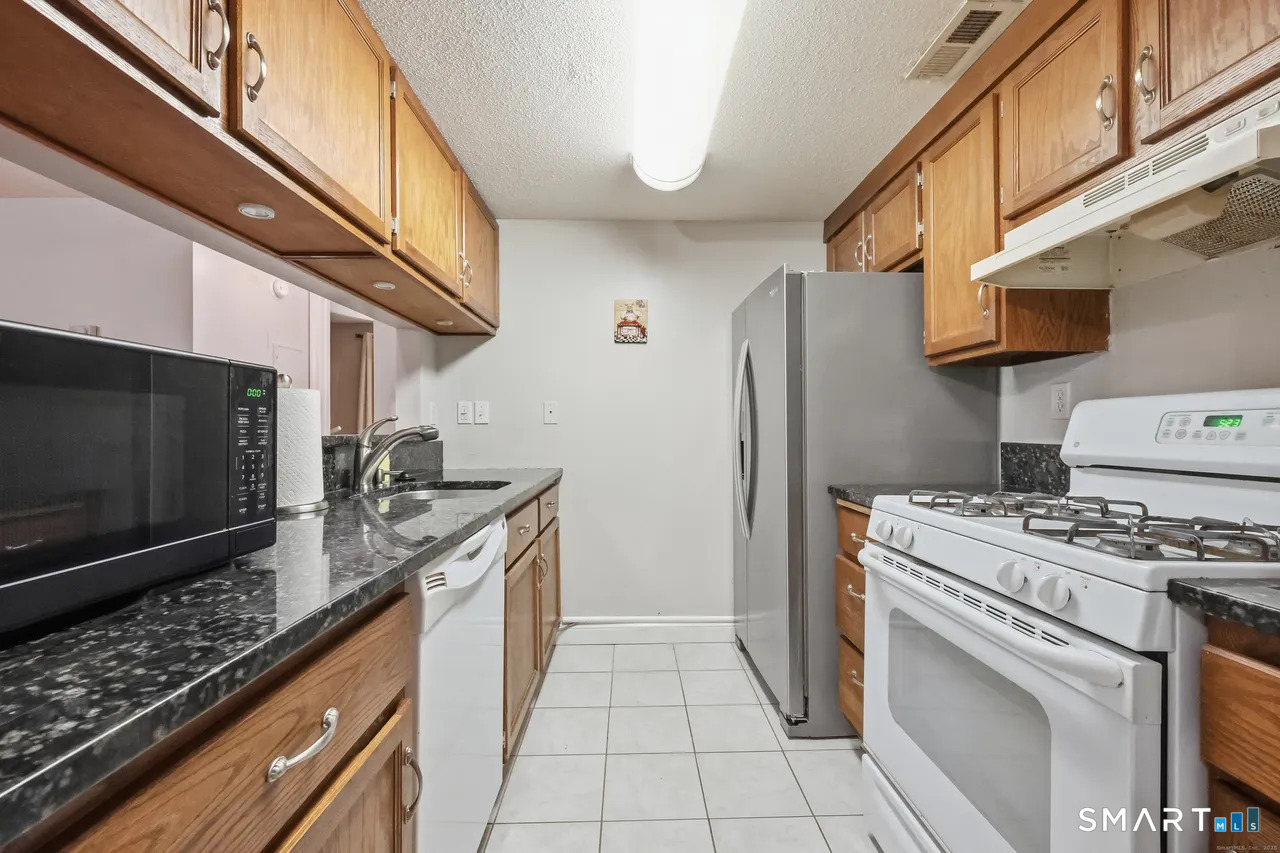 46 Little Oak Lane Unit: 46