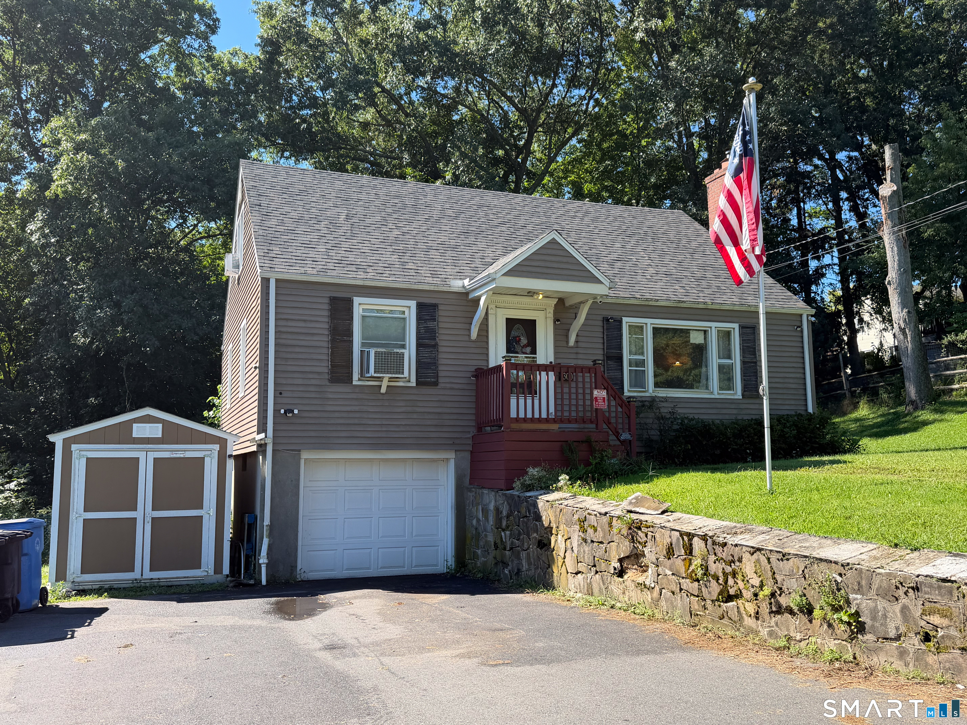 300 Francis Street