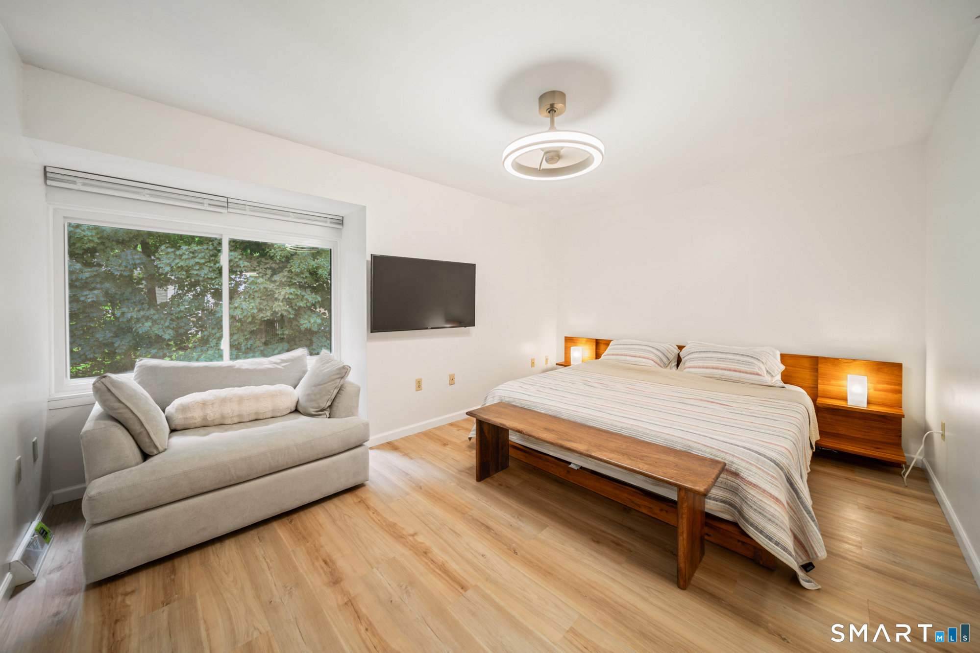 5 Danforth Lane Unit: 5