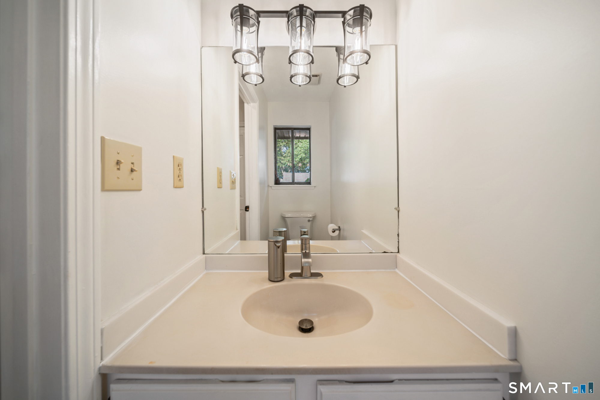5 Danforth Lane Unit: 5