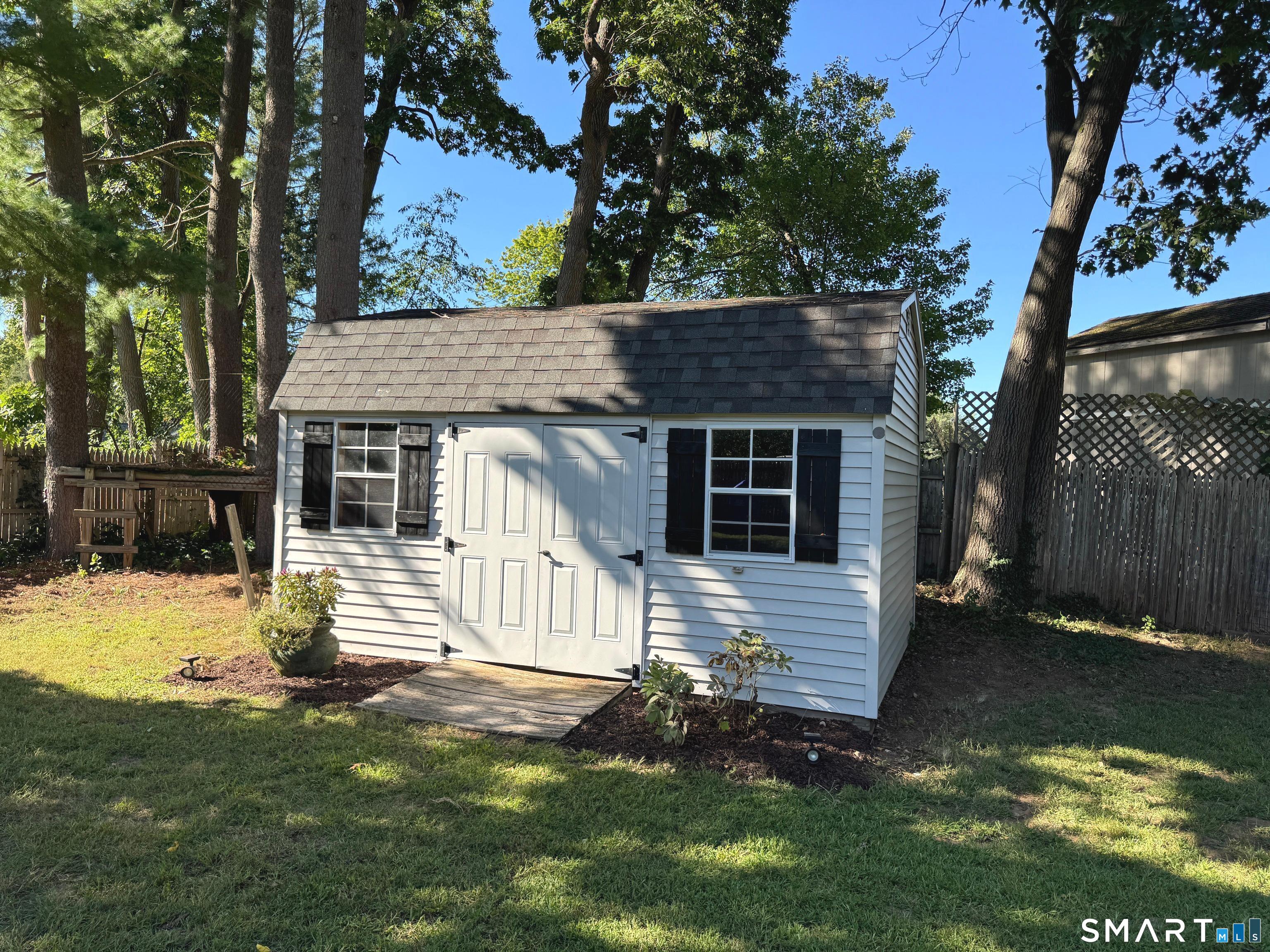 77 Curtis Road