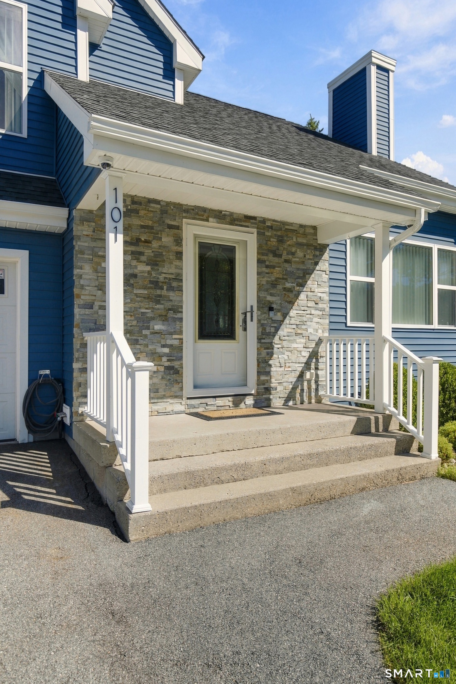 101 Deercrest Drive