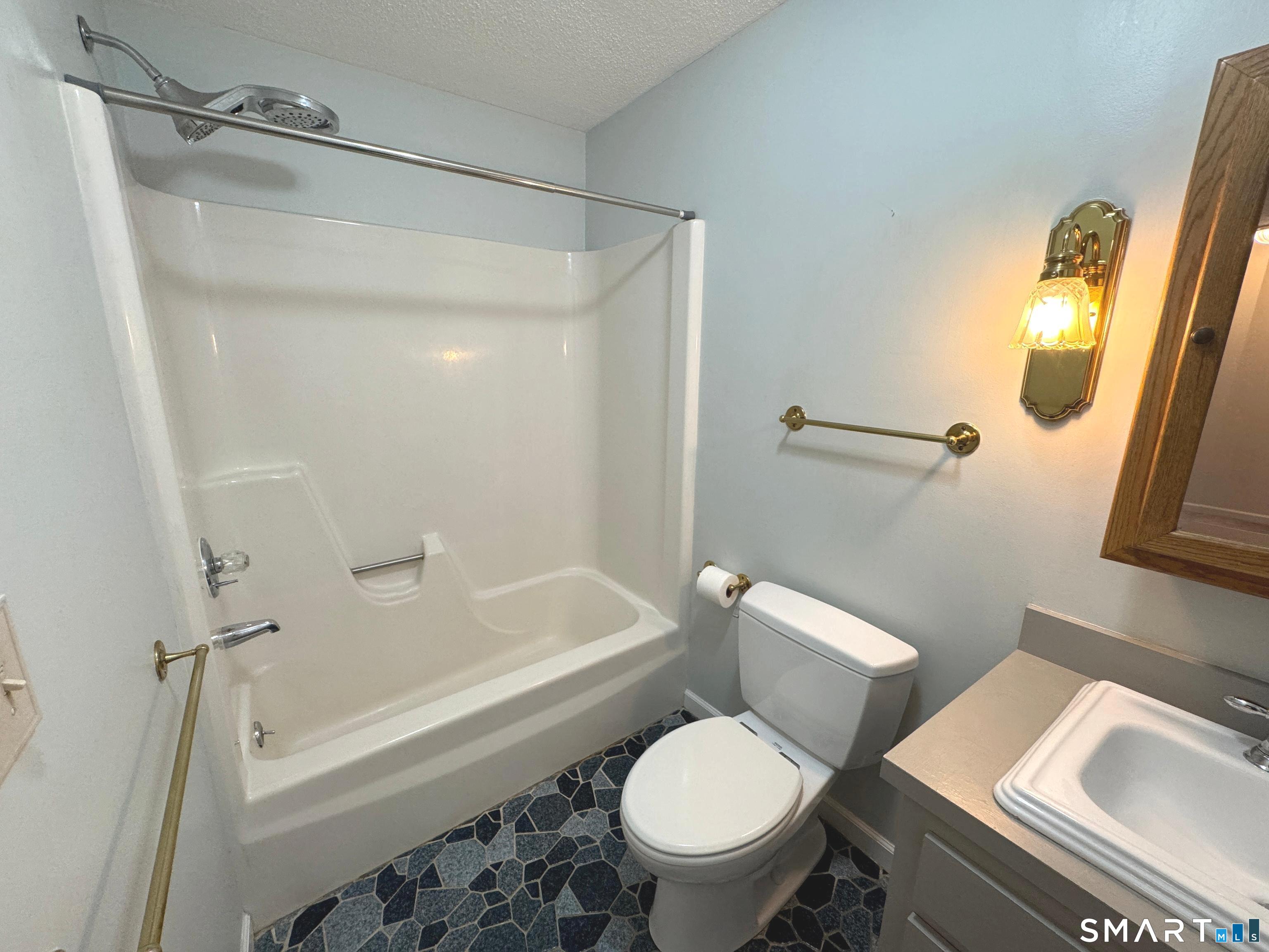 92 Metacomet Drive