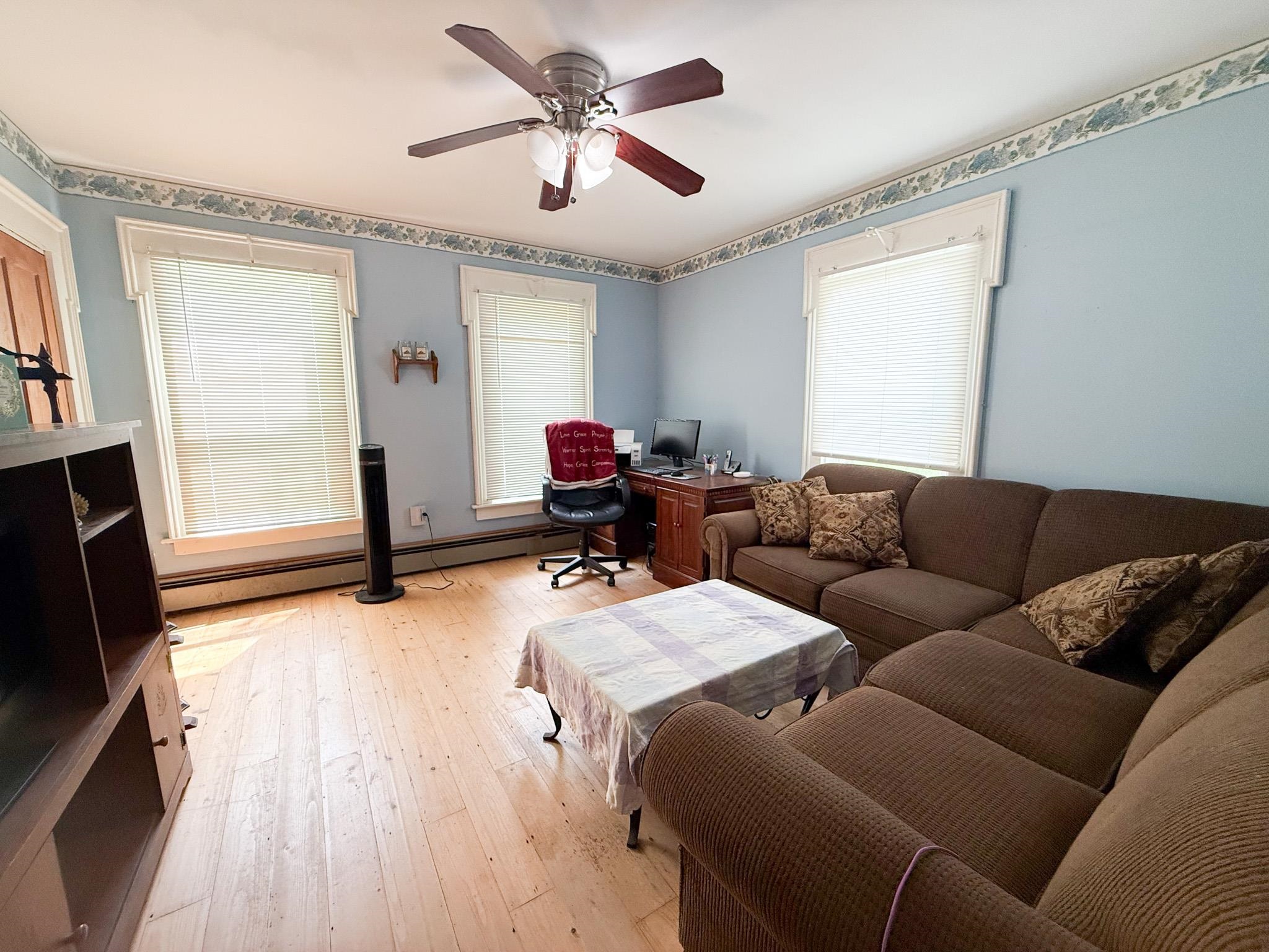 633 BROOKLYN Road