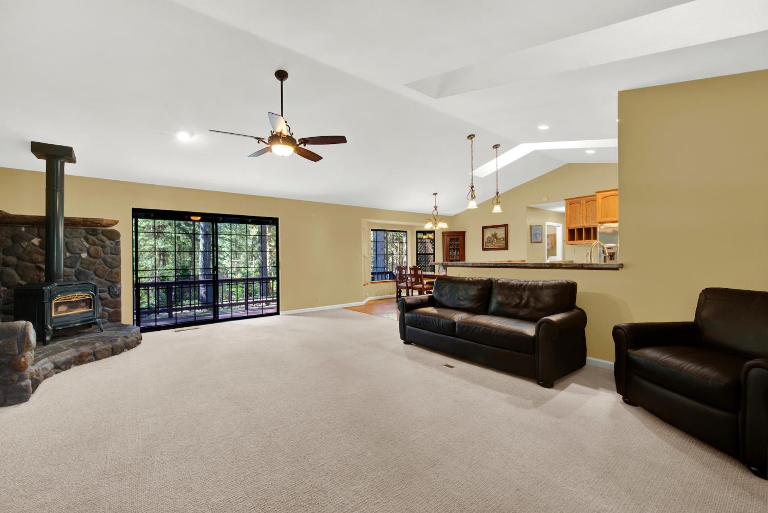 27128 Manzanita Court