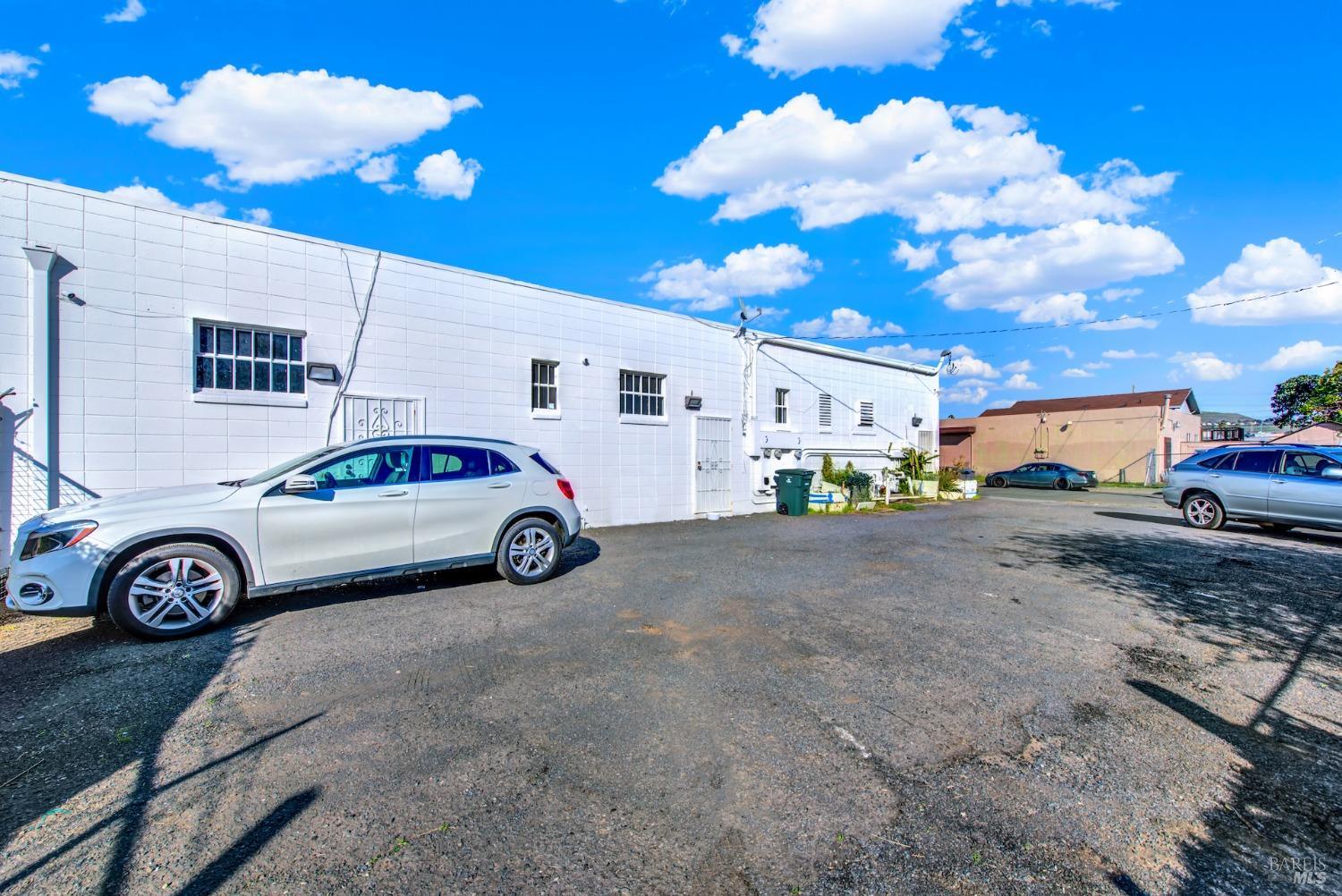 1727-1731 Springs Rd