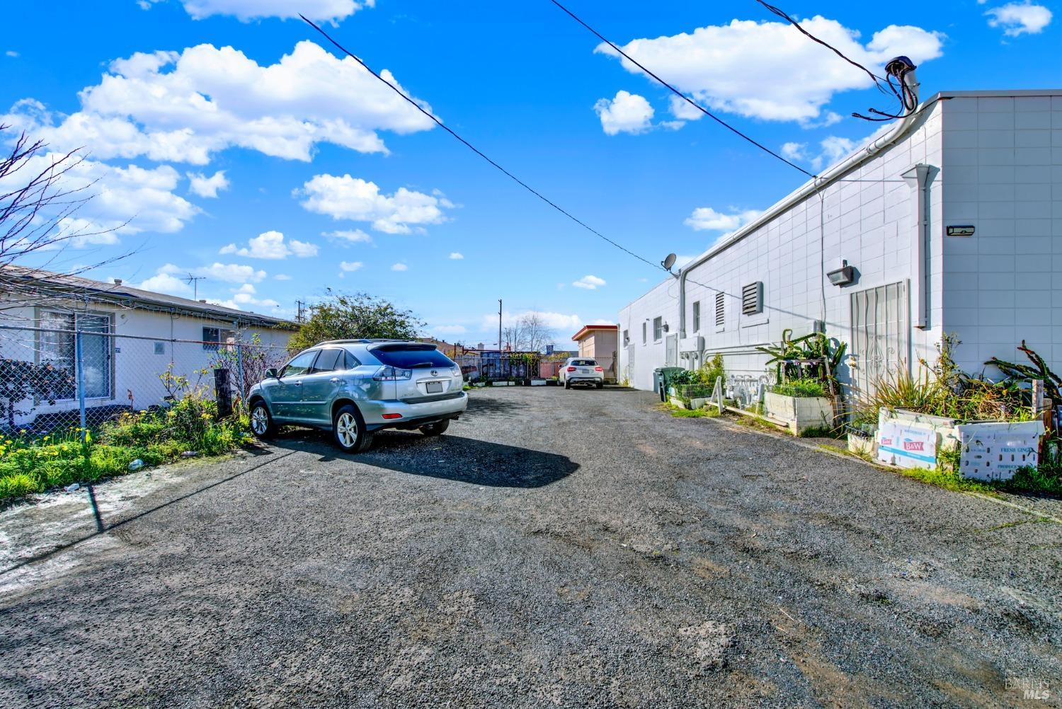 1727-1731 Springs Rd