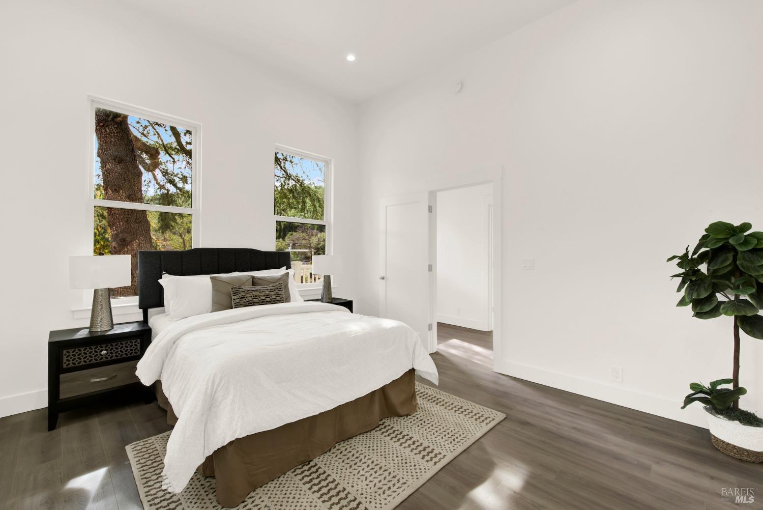 4605 Green Valley Rd