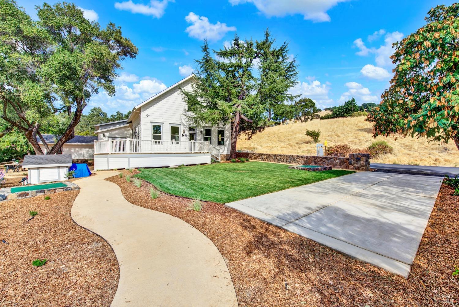 4605 Green Valley Rd