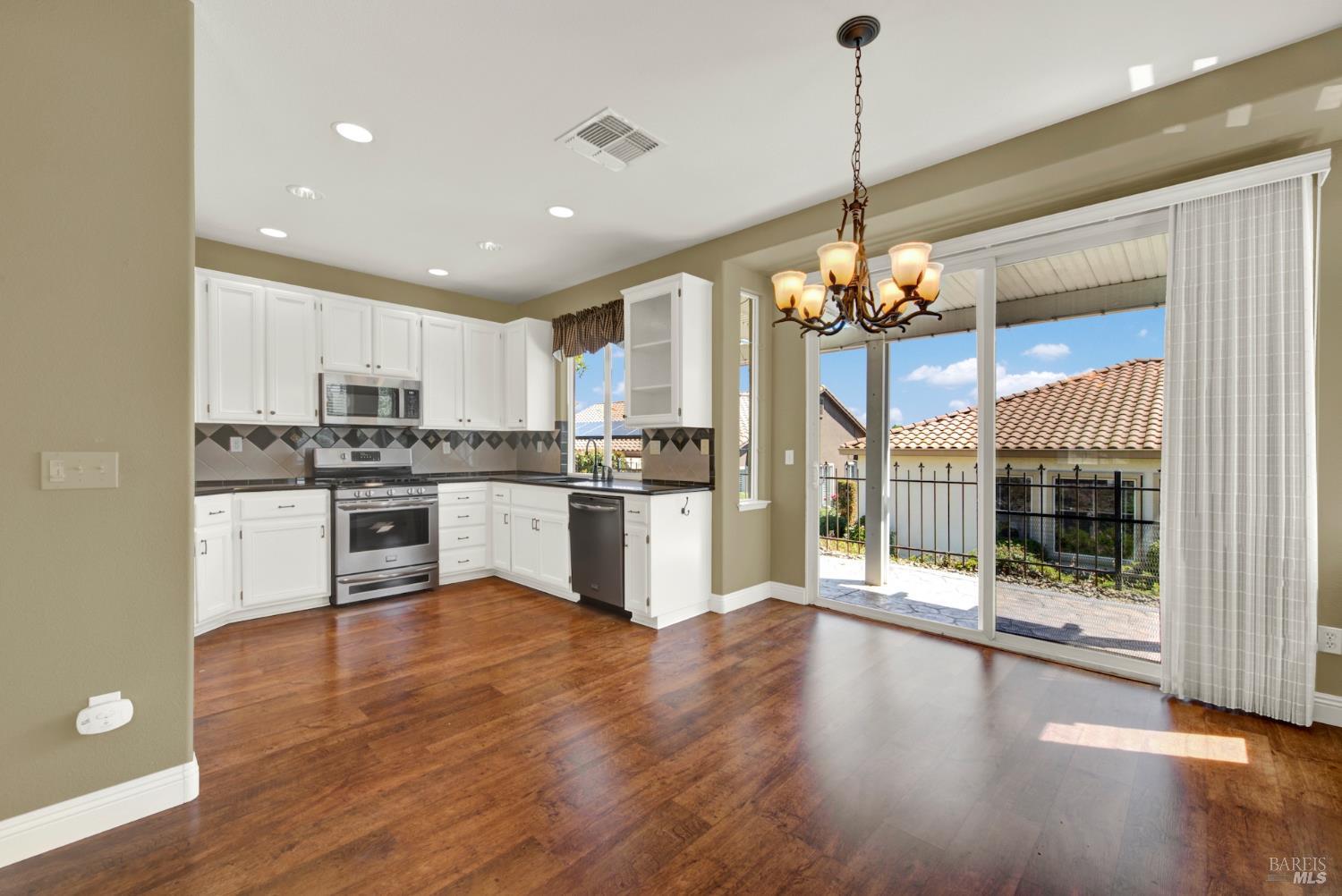 390 Edgewood Drive