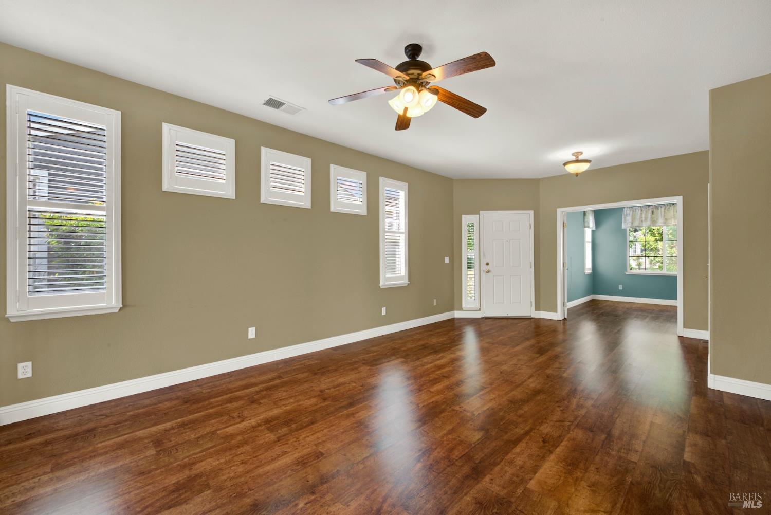 390 Edgewood Drive