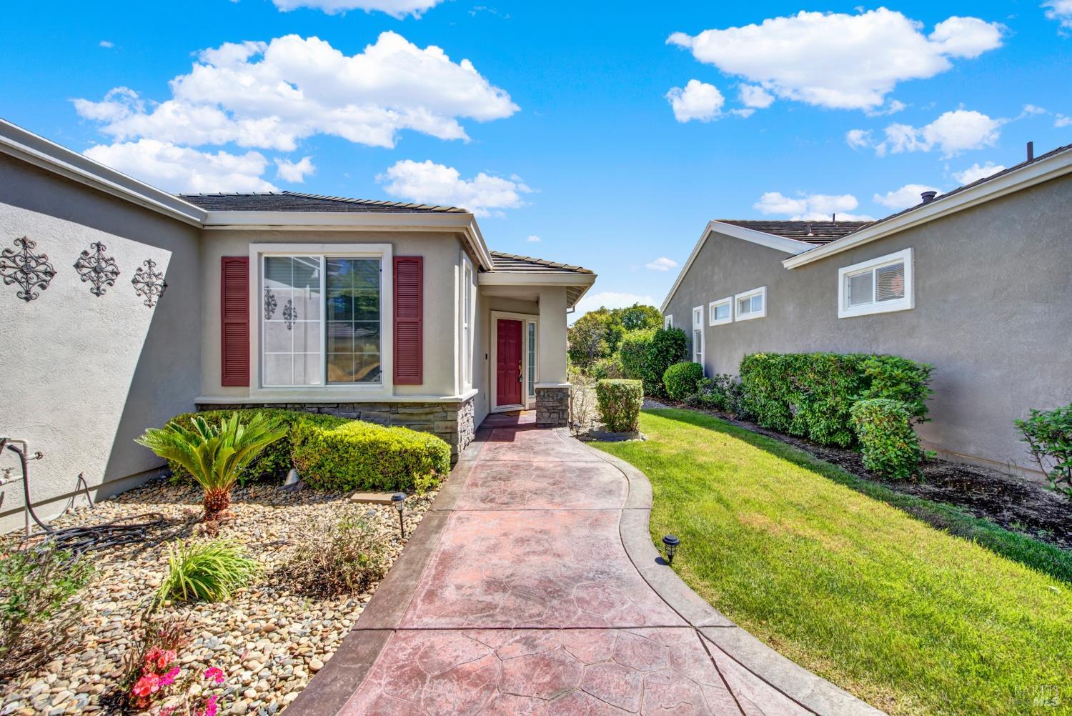 390 Edgewood Drive