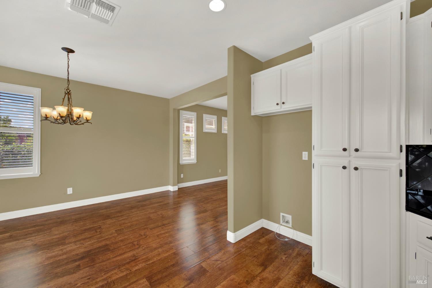 390 Edgewood Drive