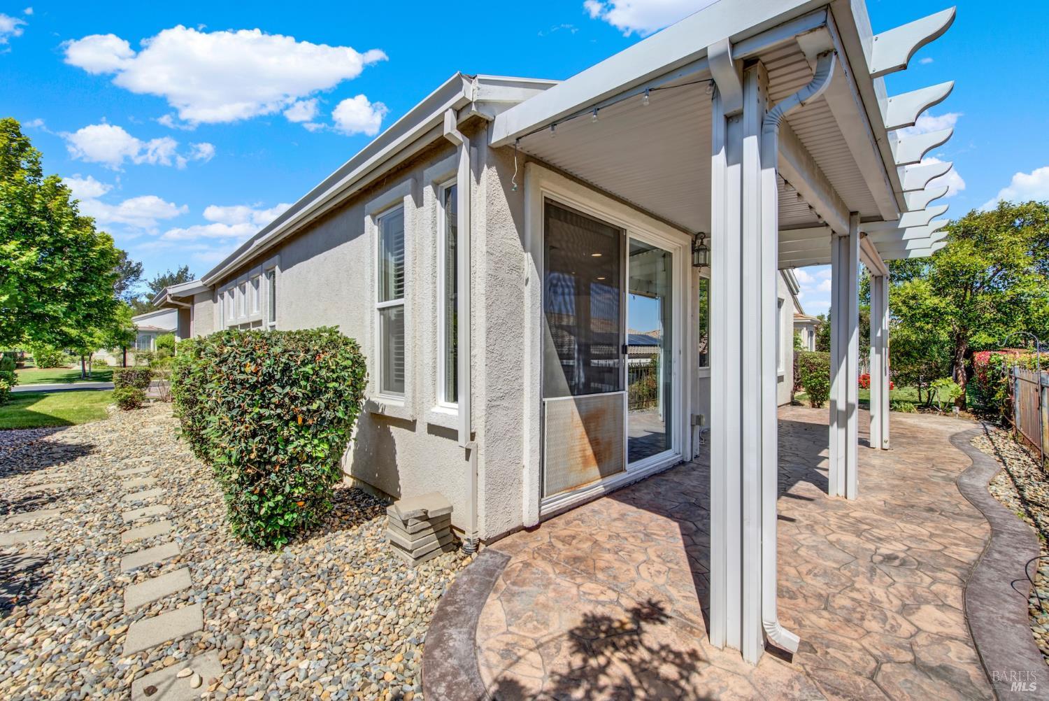 390 Edgewood Drive