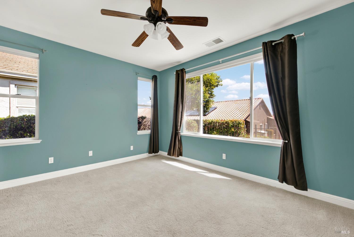 390 Edgewood Drive