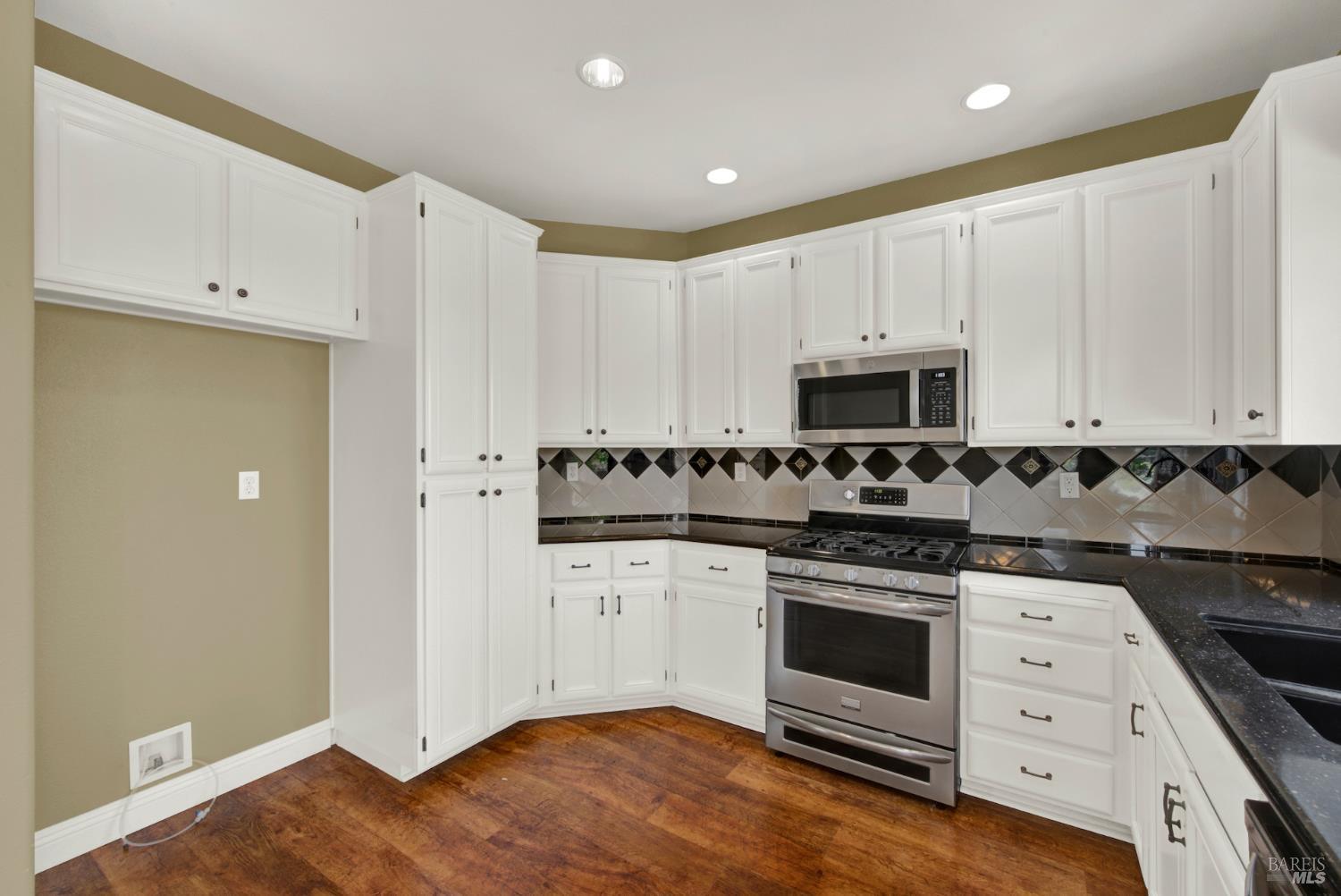 390 Edgewood Drive