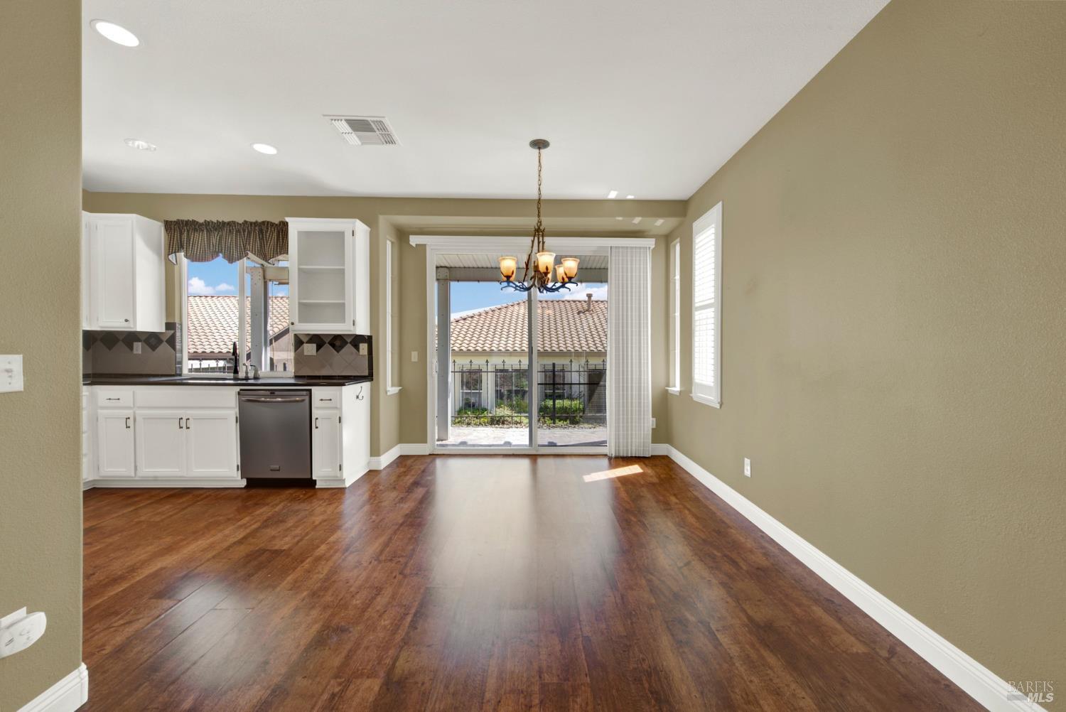390 Edgewood Drive
