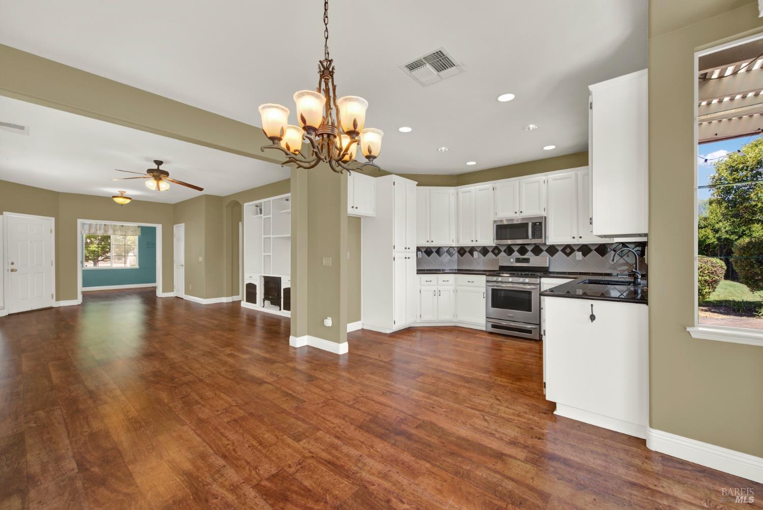 390 Edgewood Drive