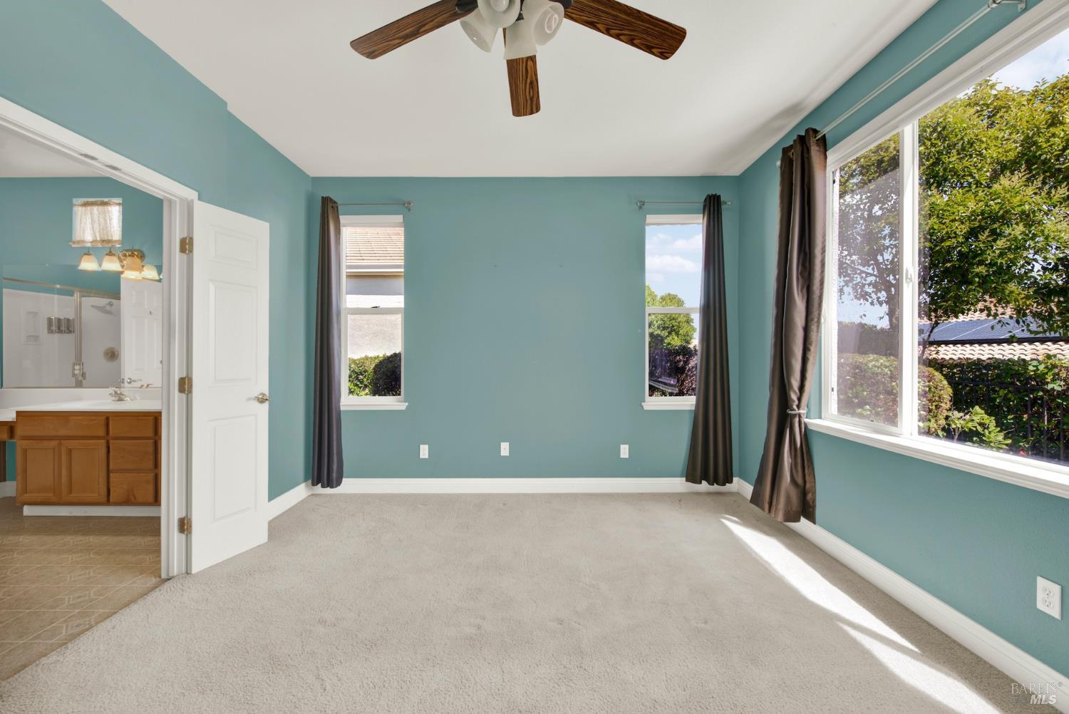 390 Edgewood Drive