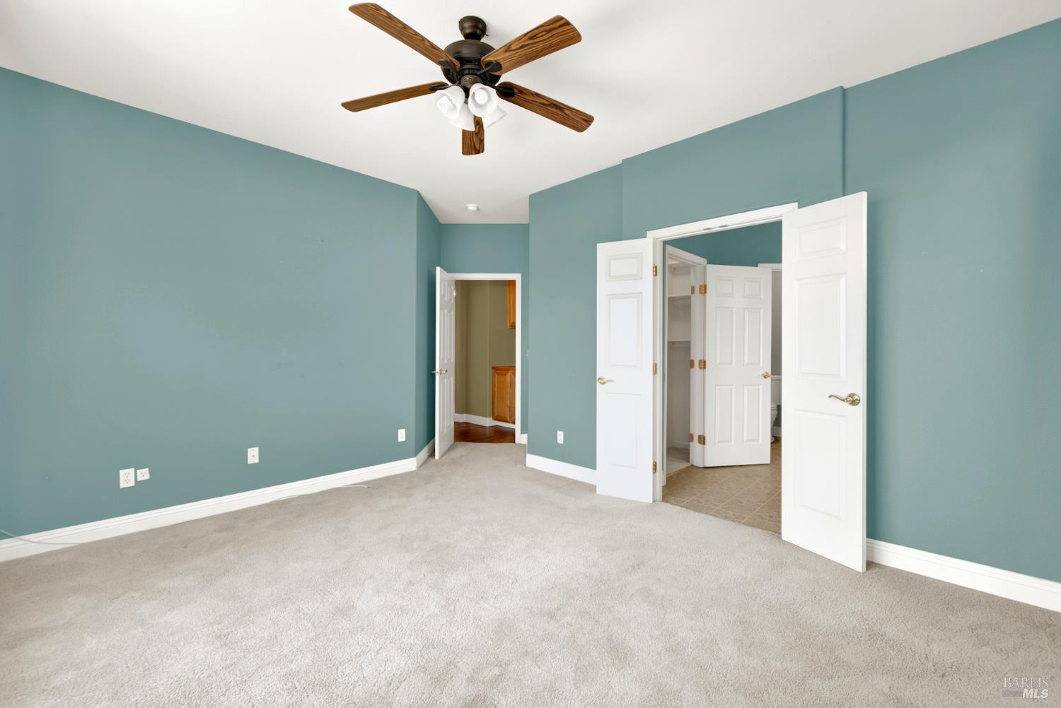 390 Edgewood Drive