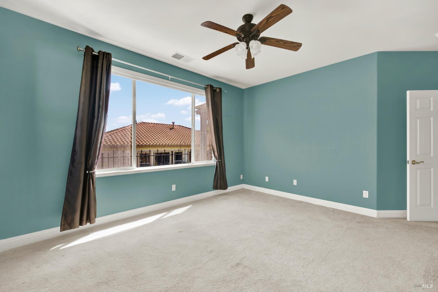 390 Edgewood Drive