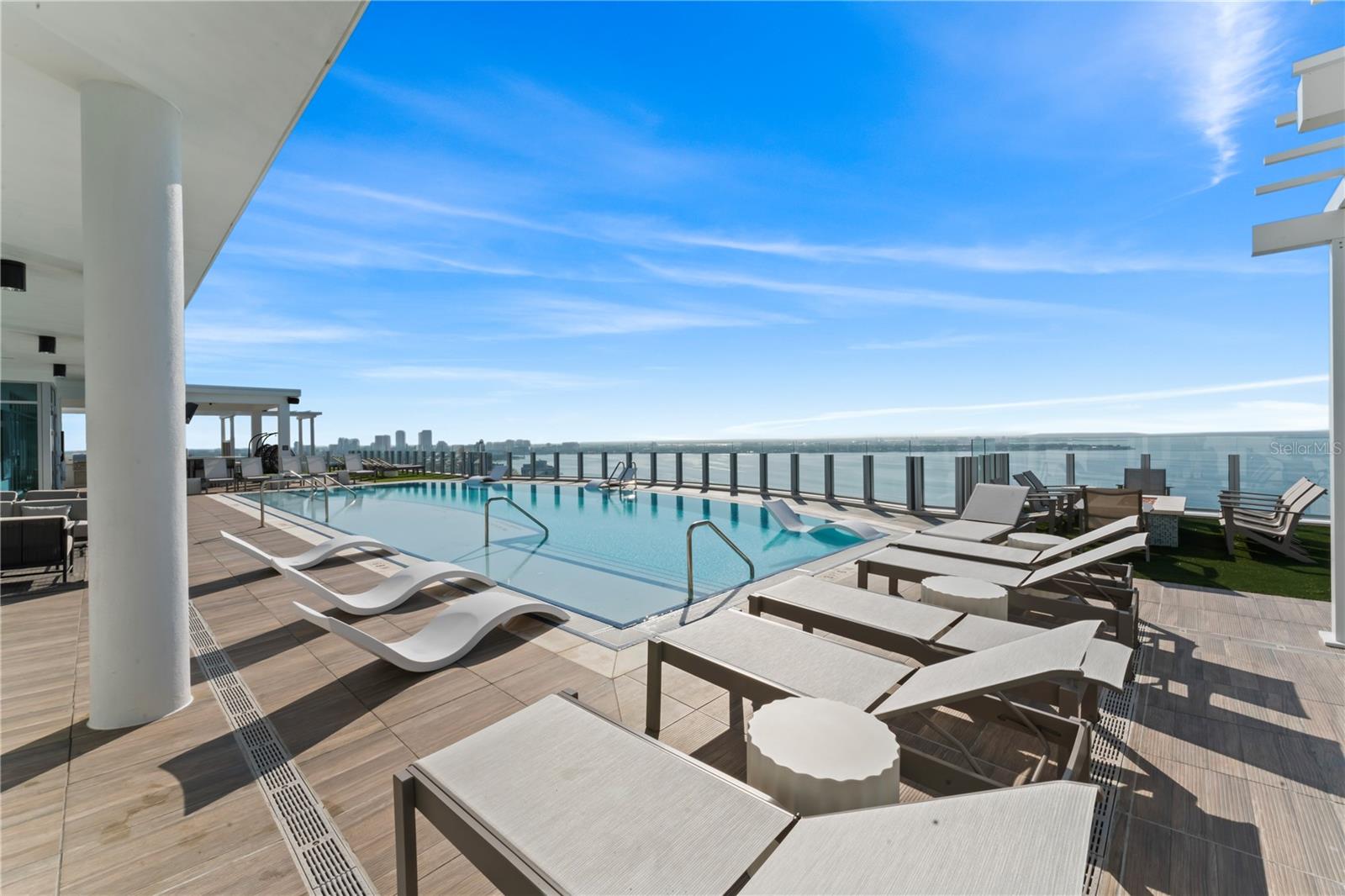2910 W BARCELONA ST #903