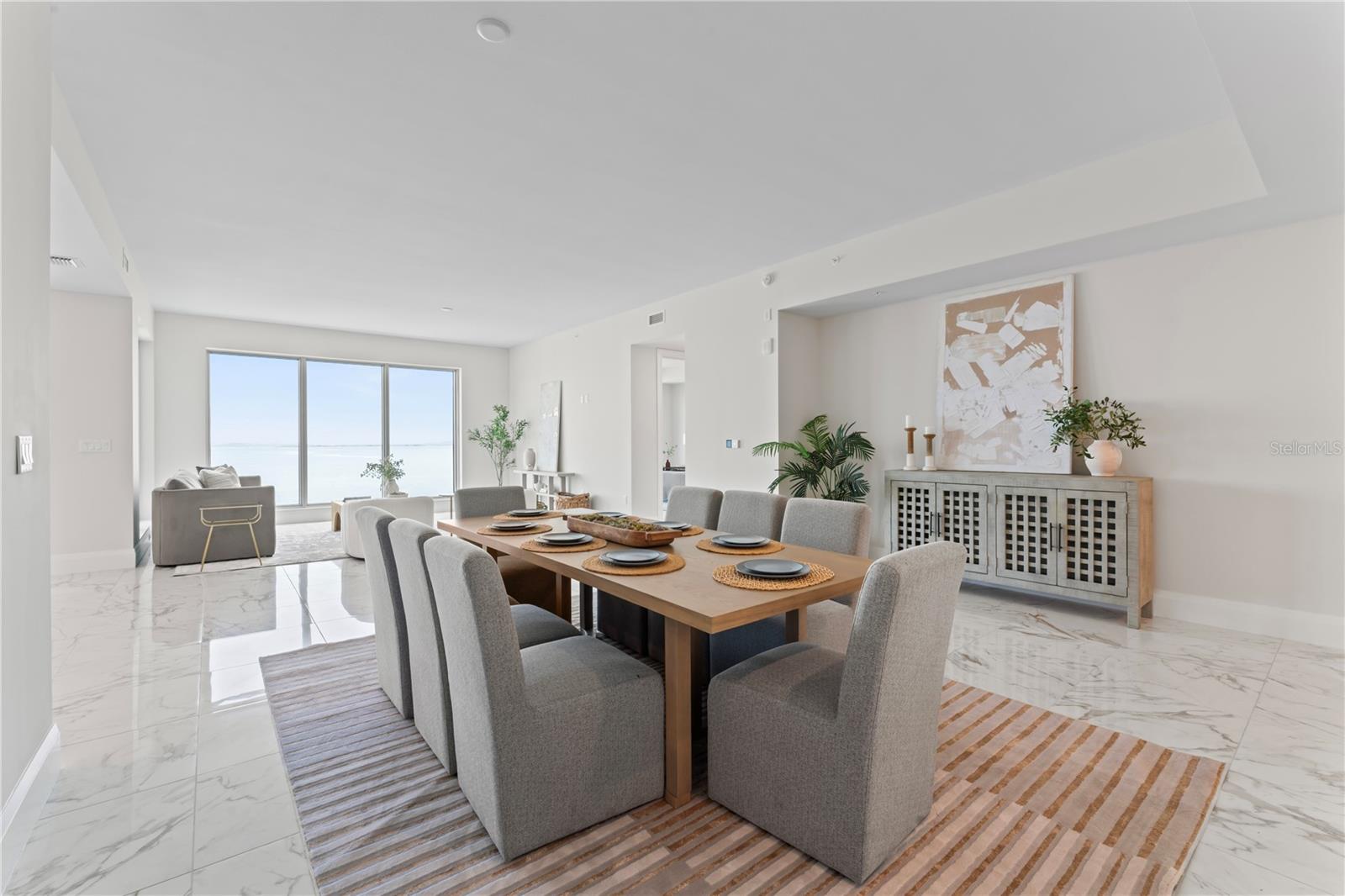 2910 W BARCELONA ST #903