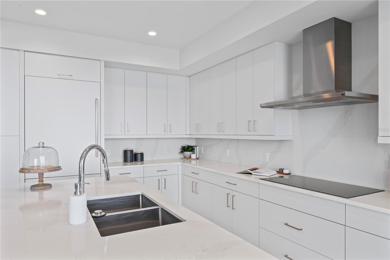 2910 W BARCELONA ST #903