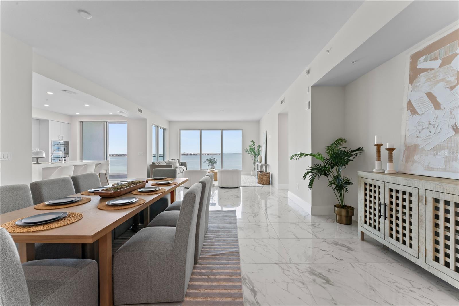 2910 W BARCELONA ST #903