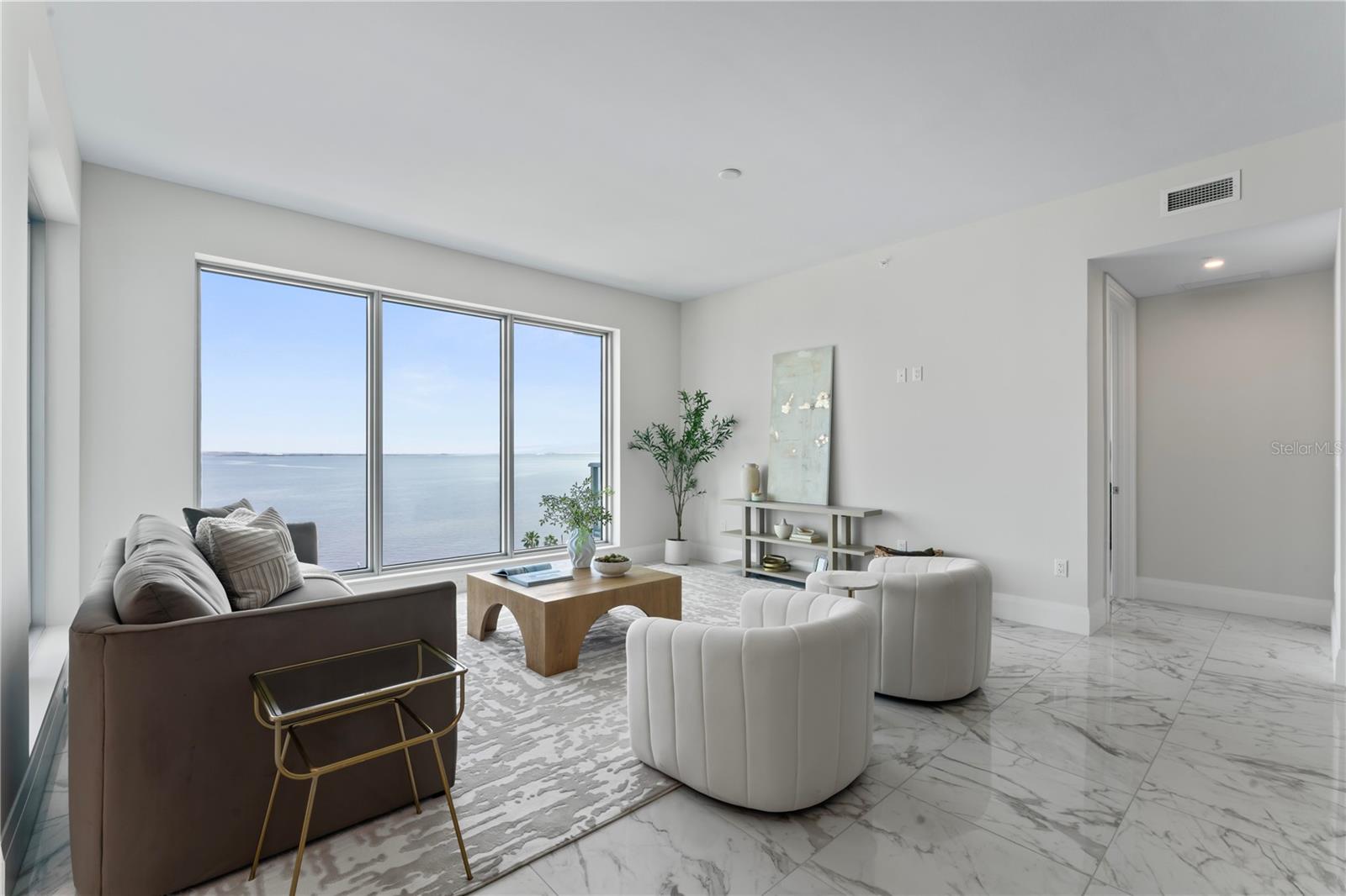 2910 W BARCELONA ST #903