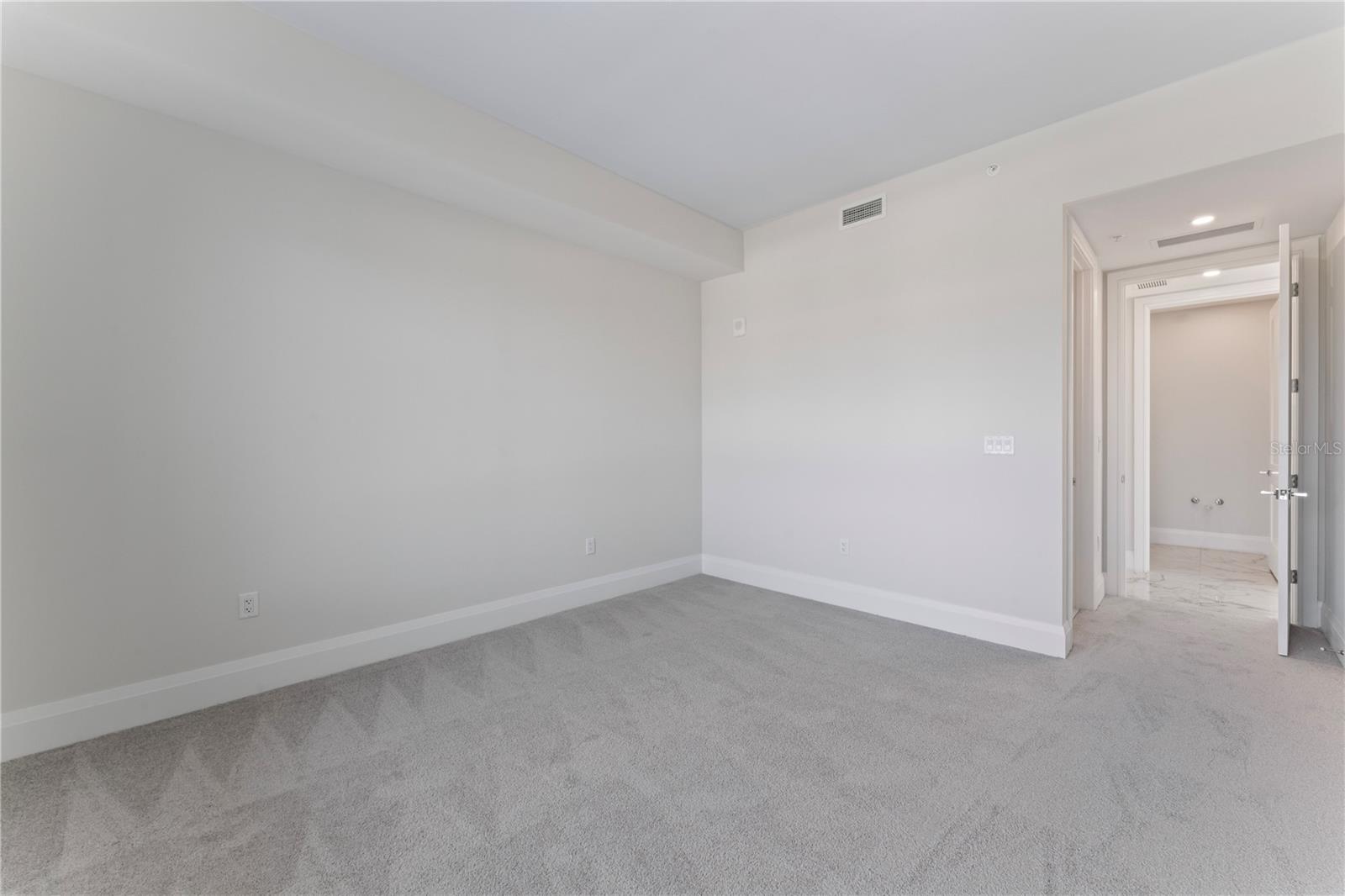 2910 W BARCELONA ST #903