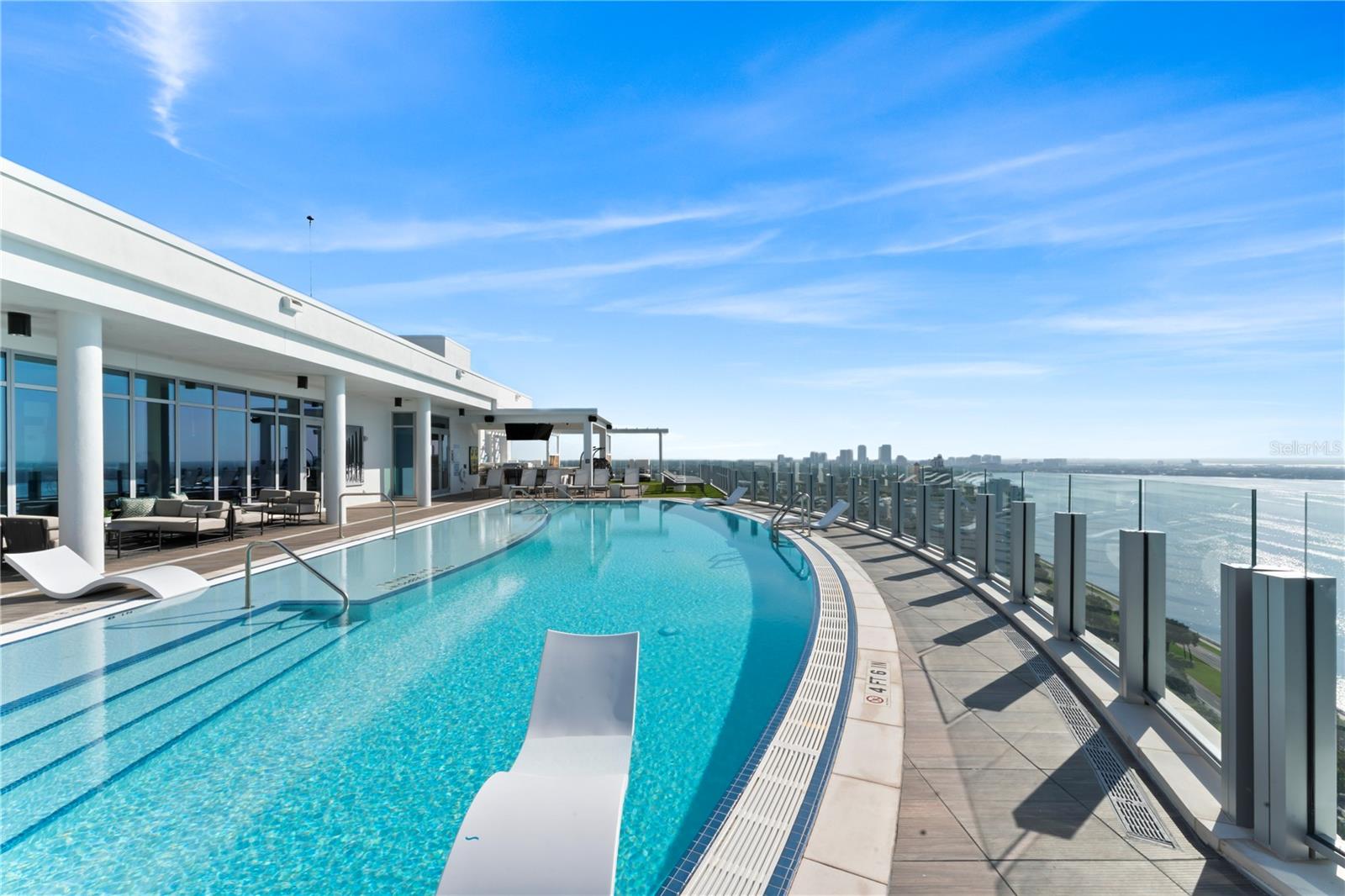 2910 W BARCELONA ST #903