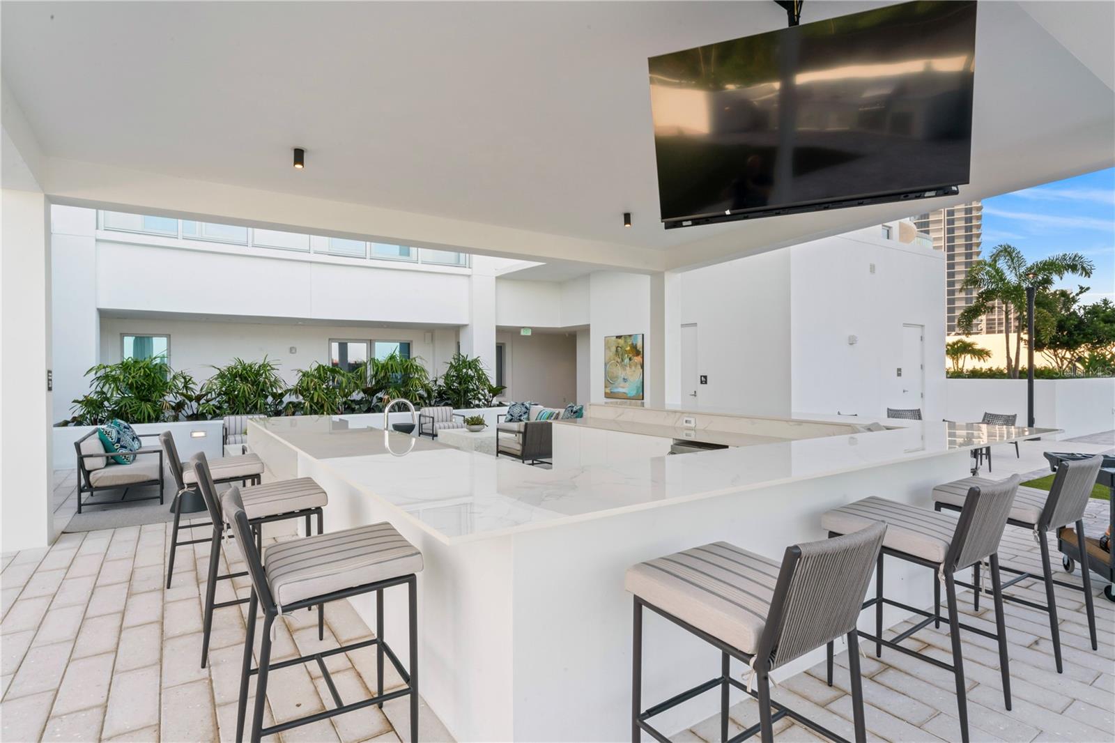 2910 W BARCELONA ST #903