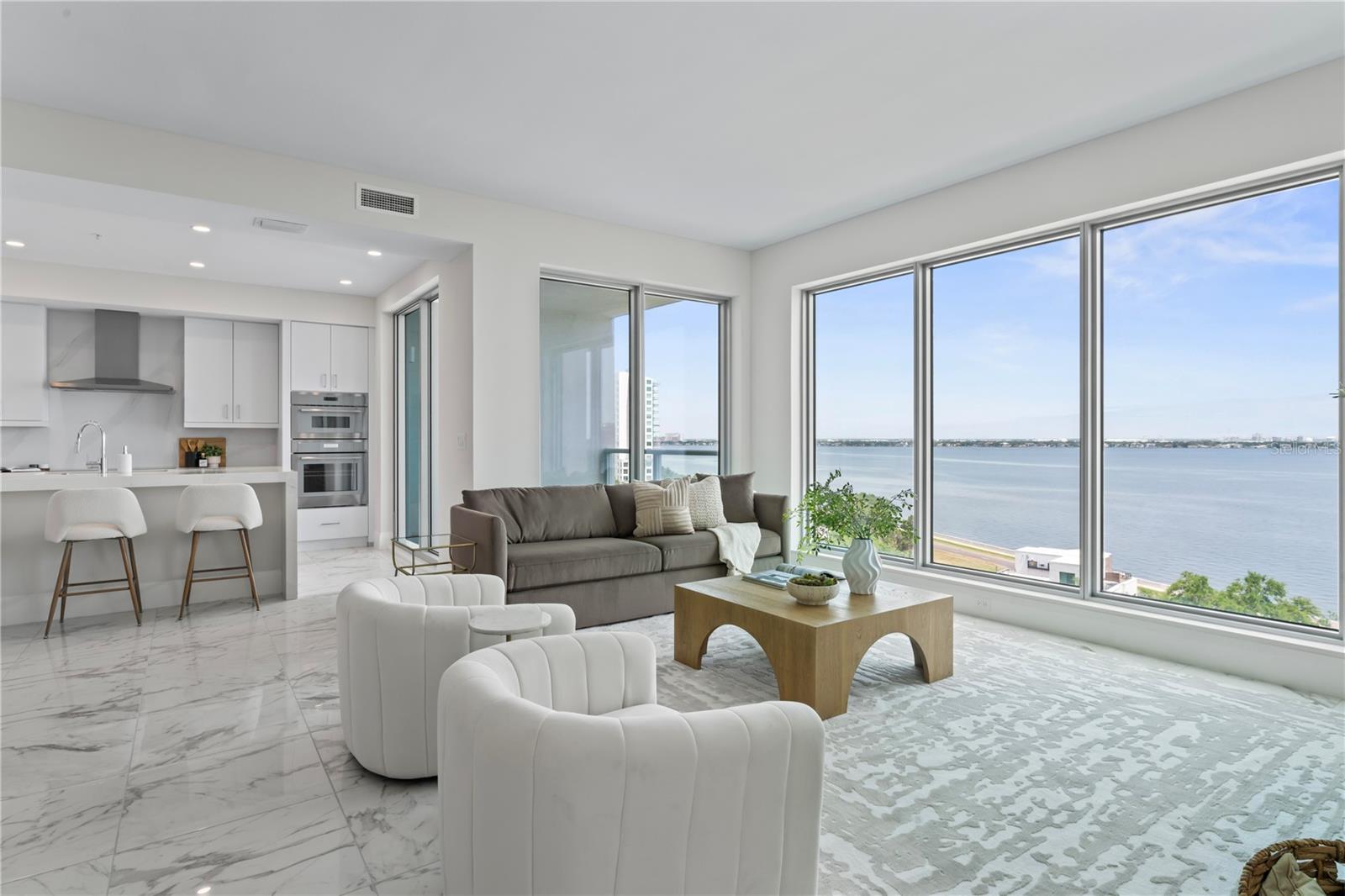 2910 W BARCELONA ST #903