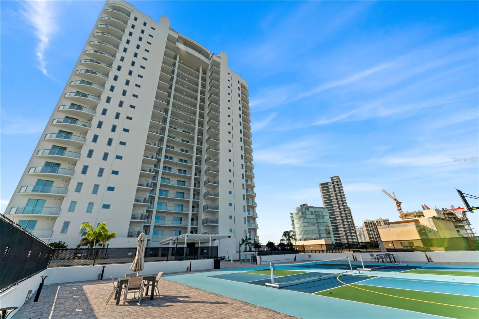 2910 W BARCELONA ST #903