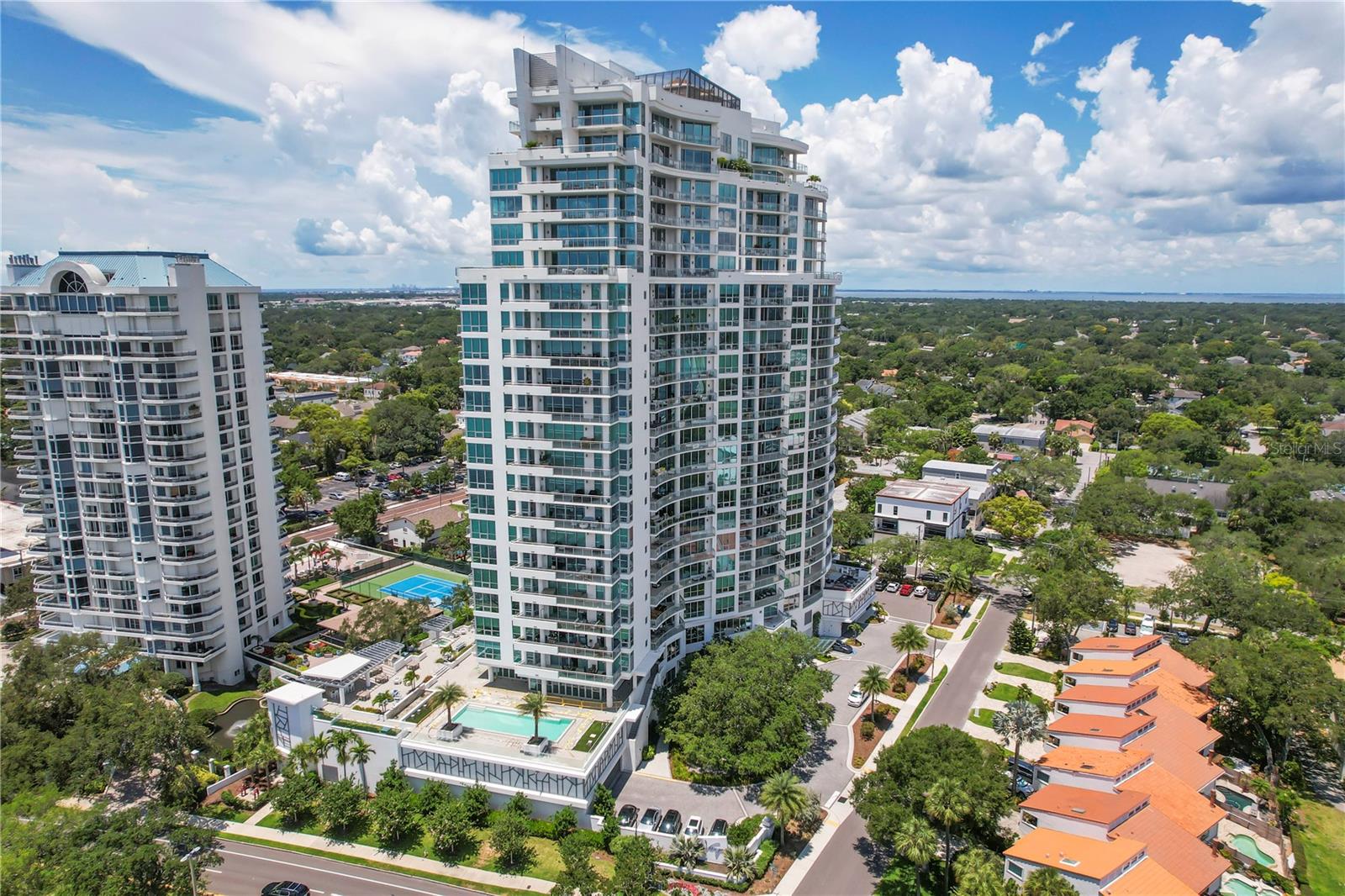 3401 BAYSHORE BLVD #1801