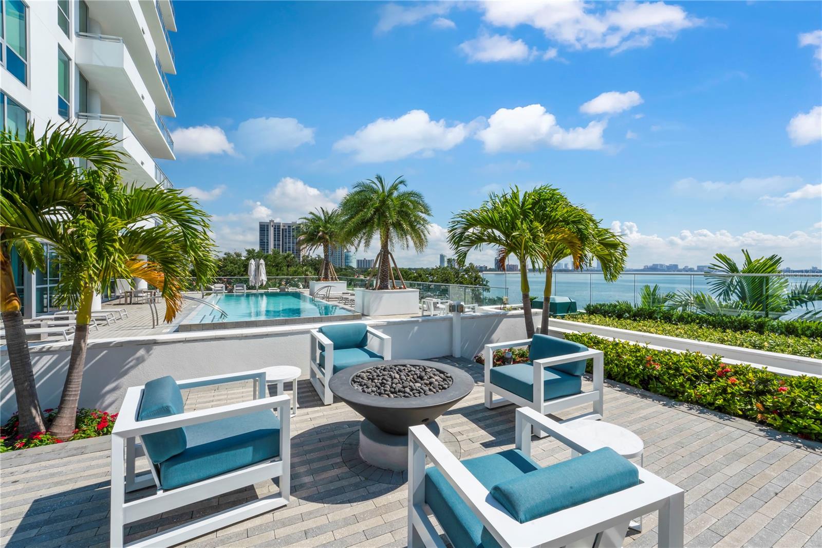 3401 BAYSHORE BLVD #1801