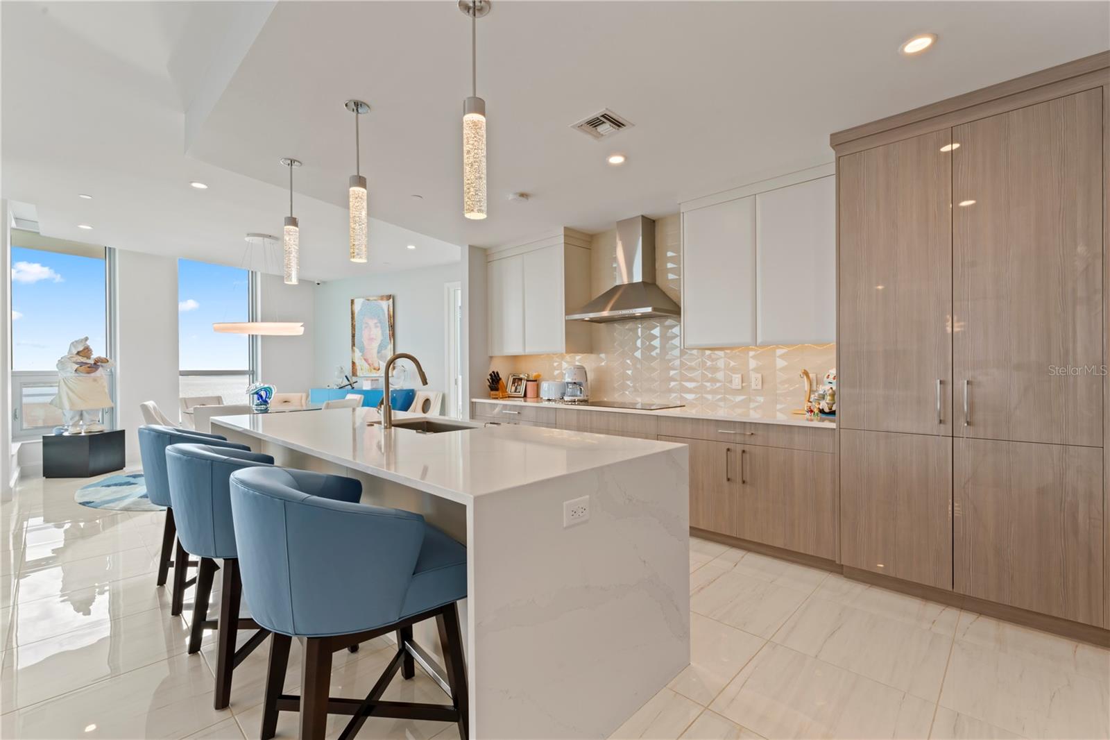 3401 BAYSHORE BLVD #1801